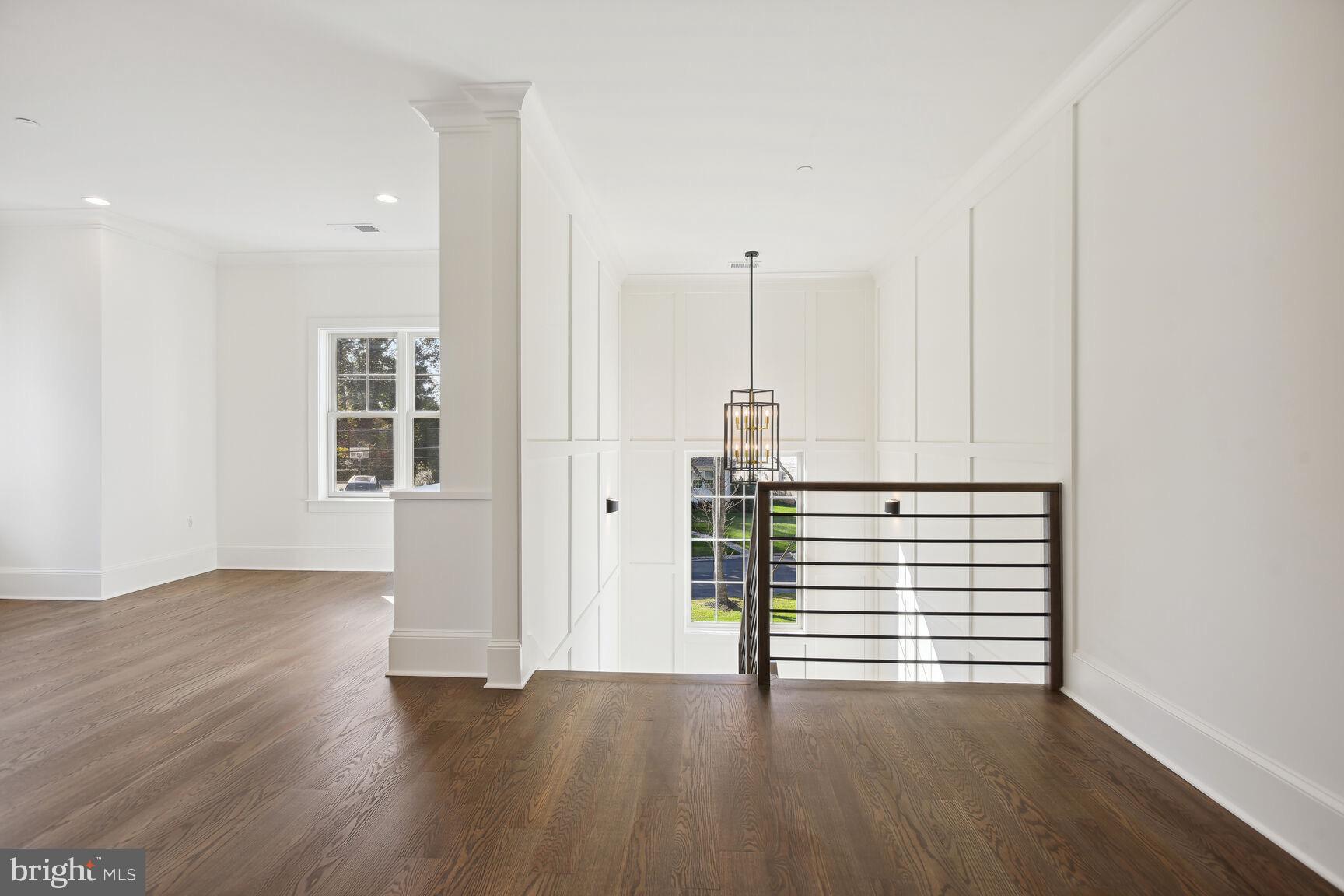 PINEVIEW - Residential
