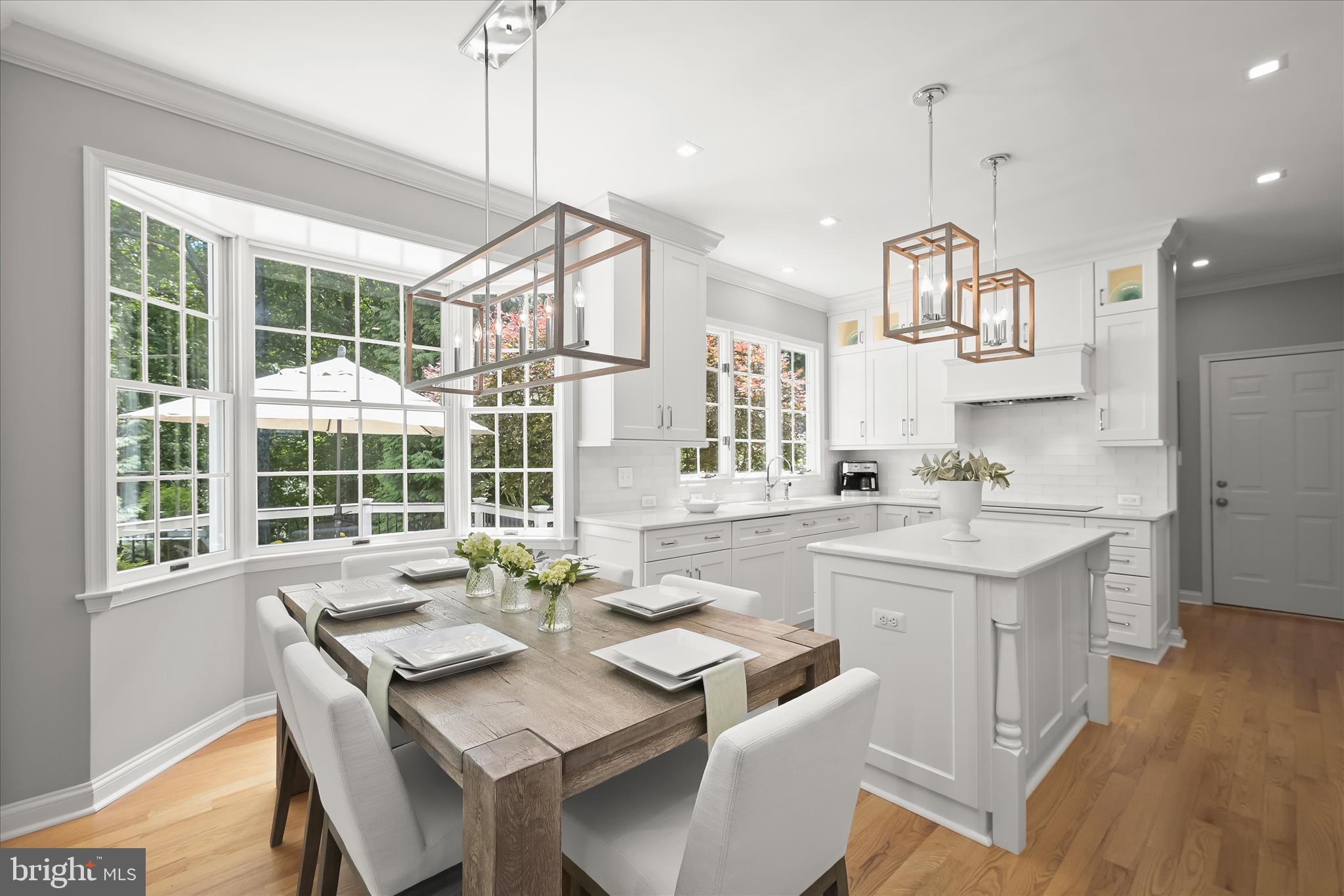 MCKENZIE MEADOWS - Residential