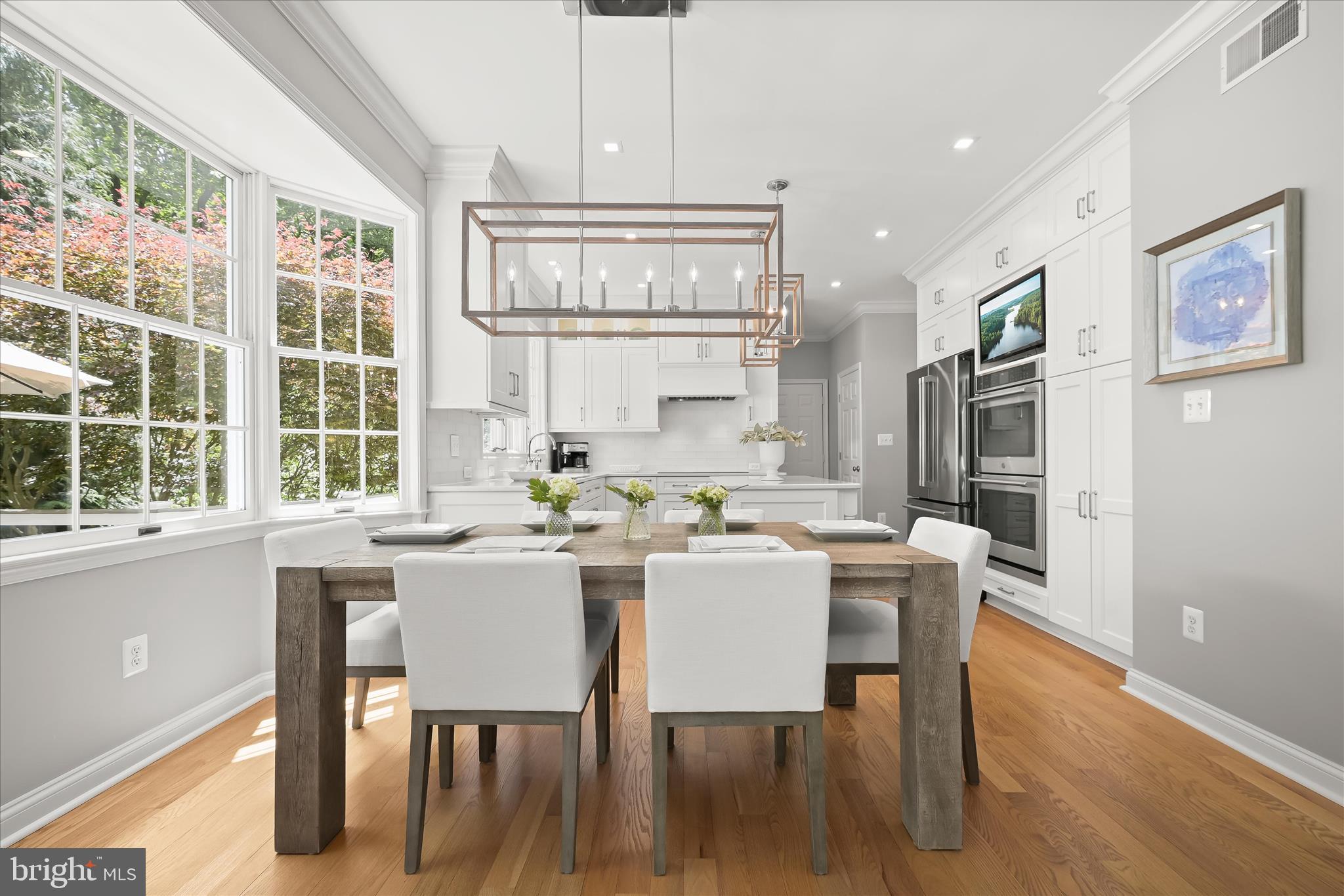 MCKENZIE MEADOWS - Residential
