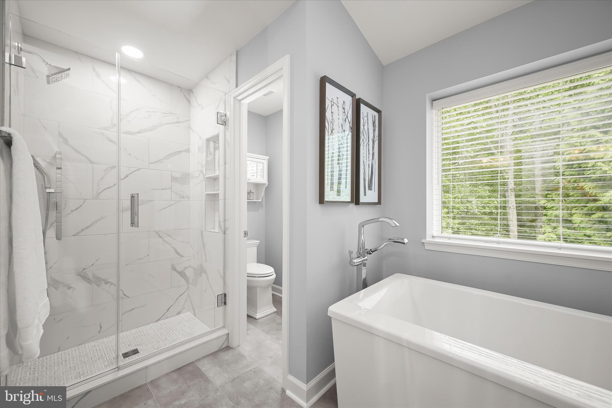 MCKENZIE MEADOWS - Residential
