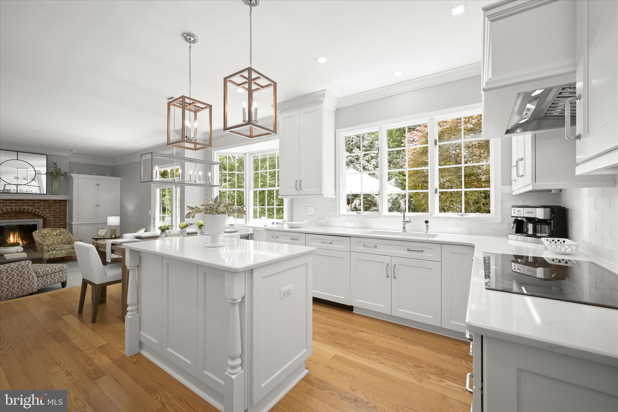 MCKENZIE MEADOWS - Residential