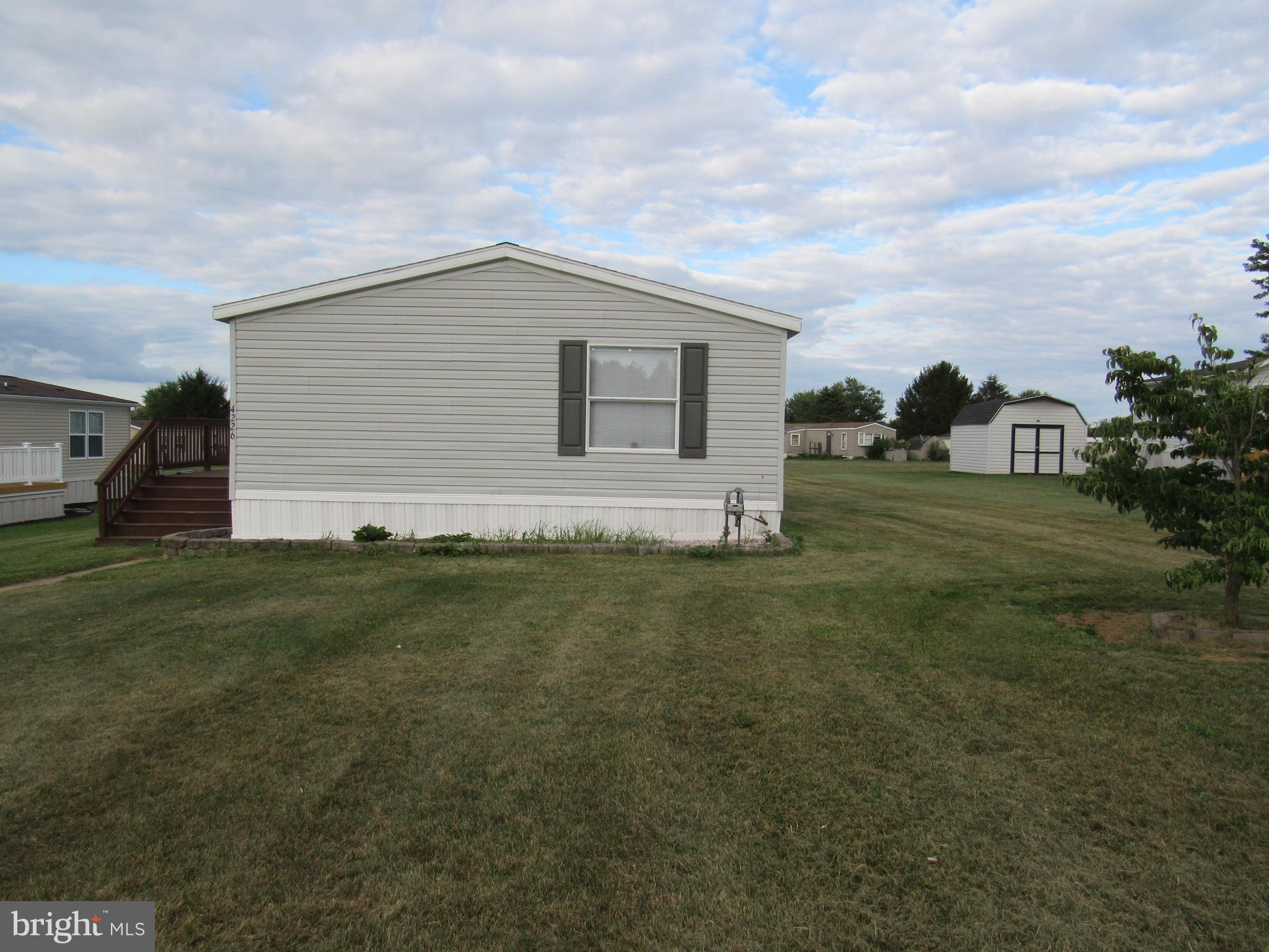 TALL OAKS - Residential