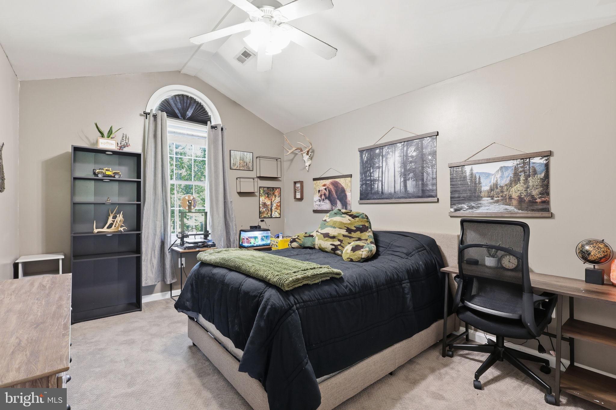 SALEM RIDGE - Residential