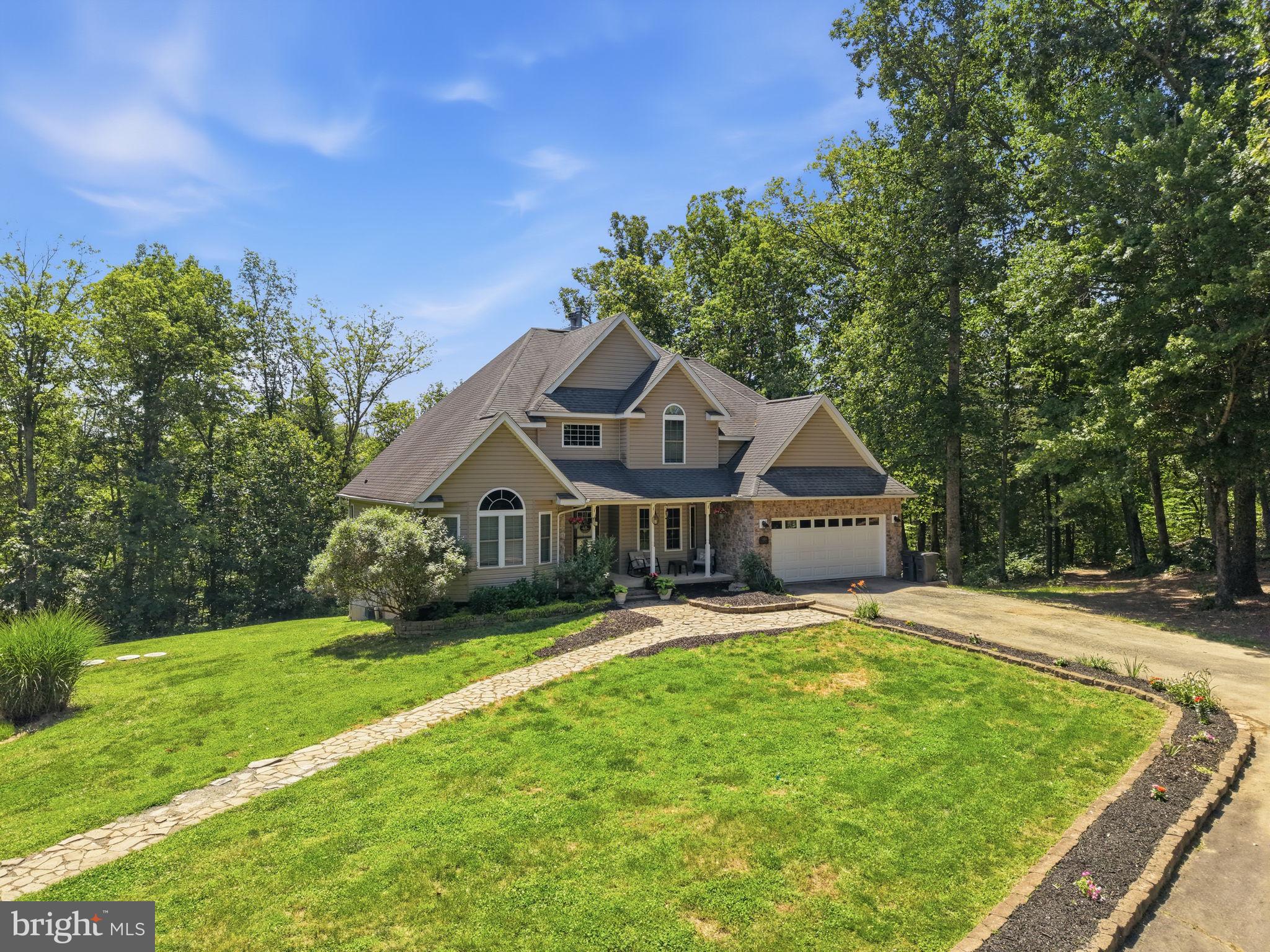 SALEM RIDGE - Residential