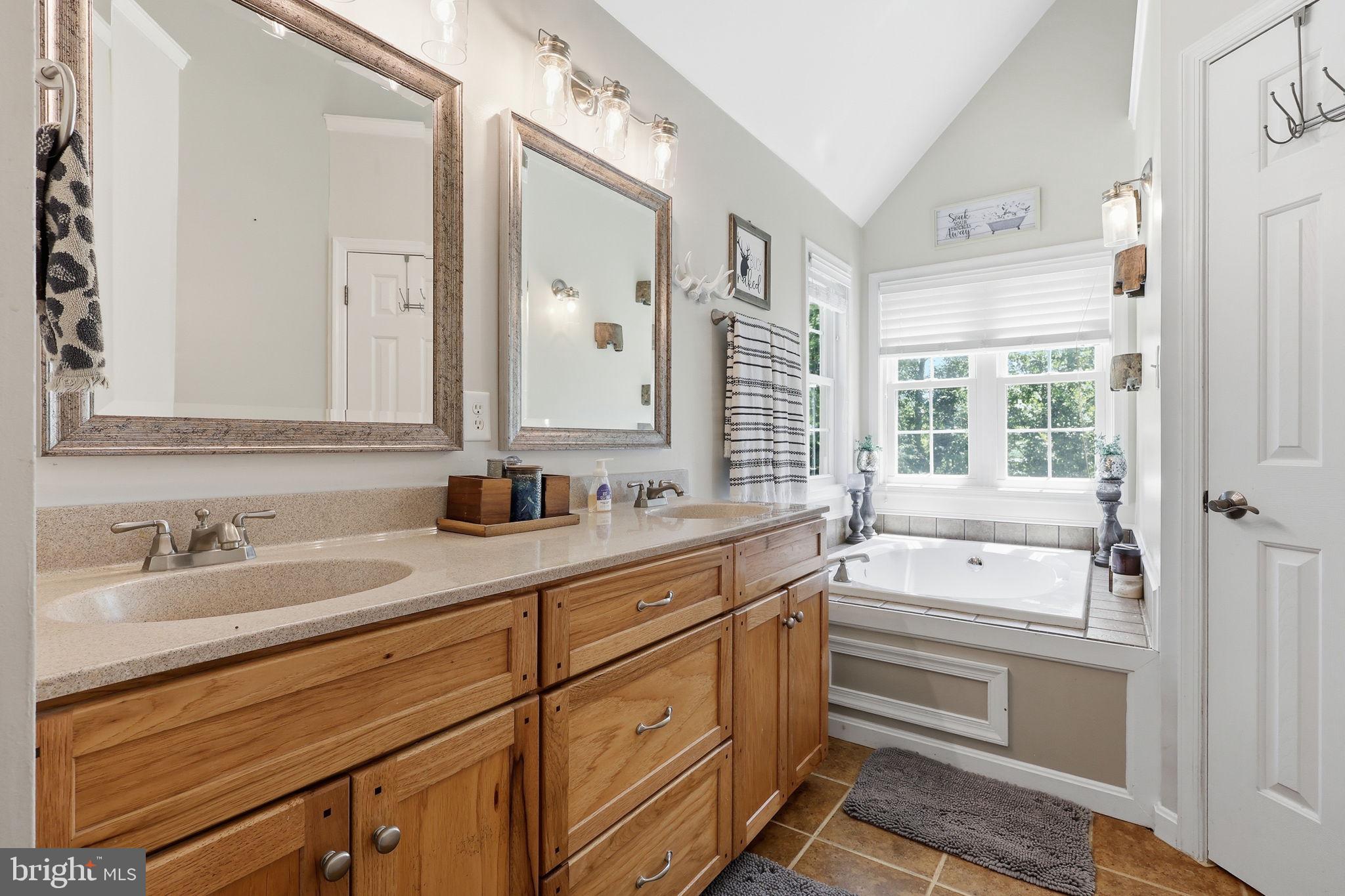 SALEM RIDGE - Residential