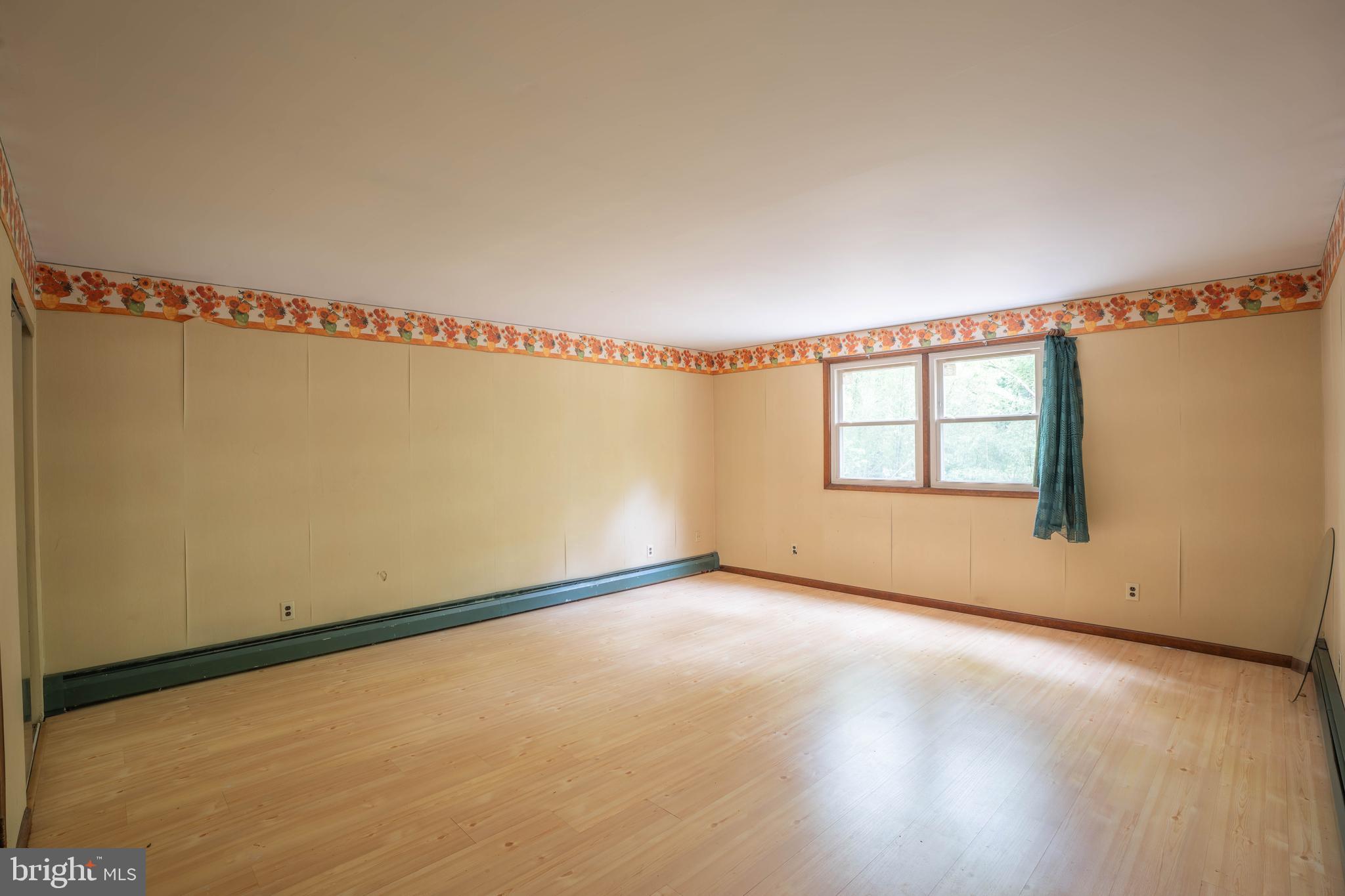 UPPER SOUTHAMPTON - Residential