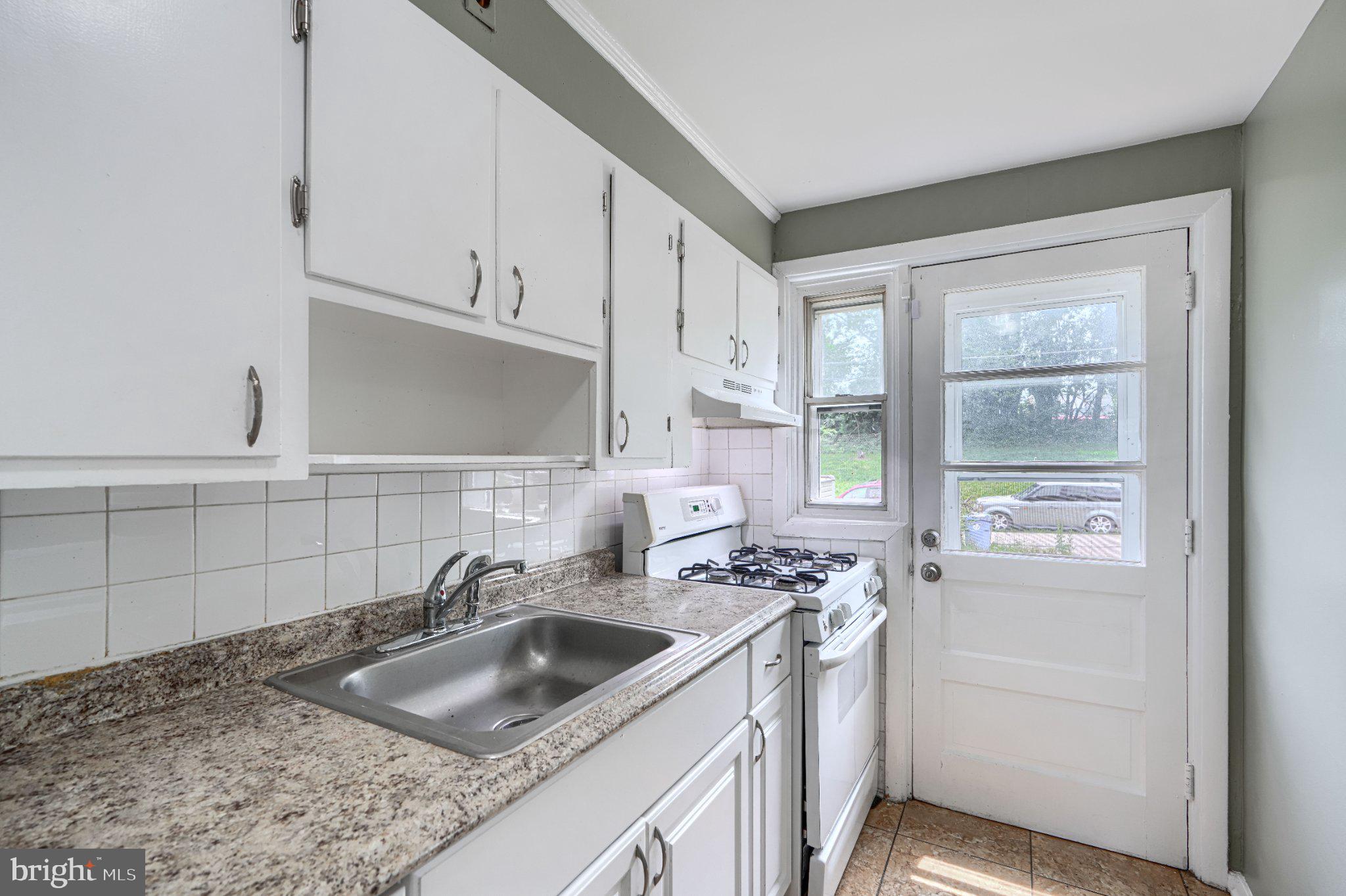 FRANKFORD - Residential