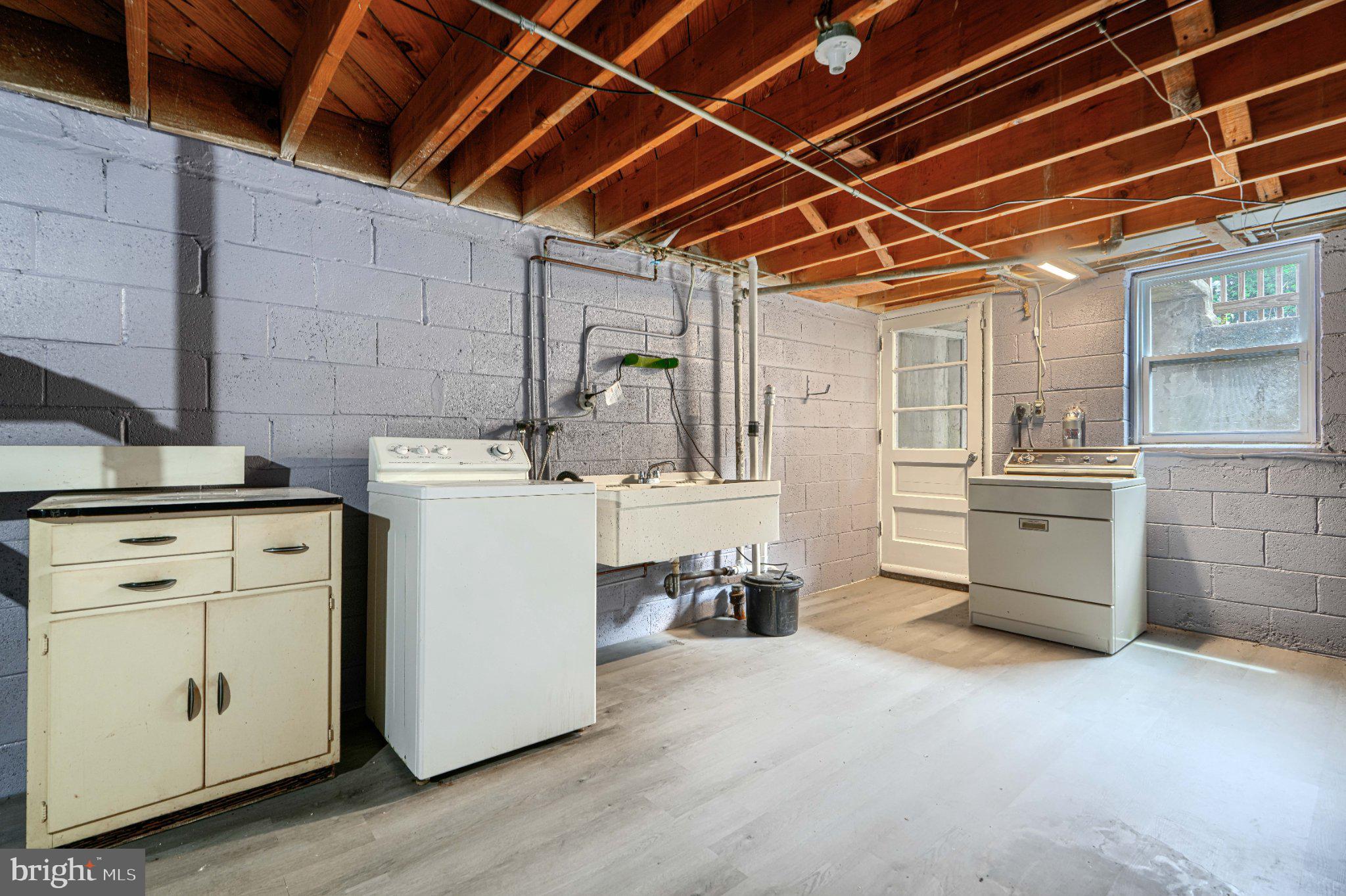 FRANKFORD - Residential