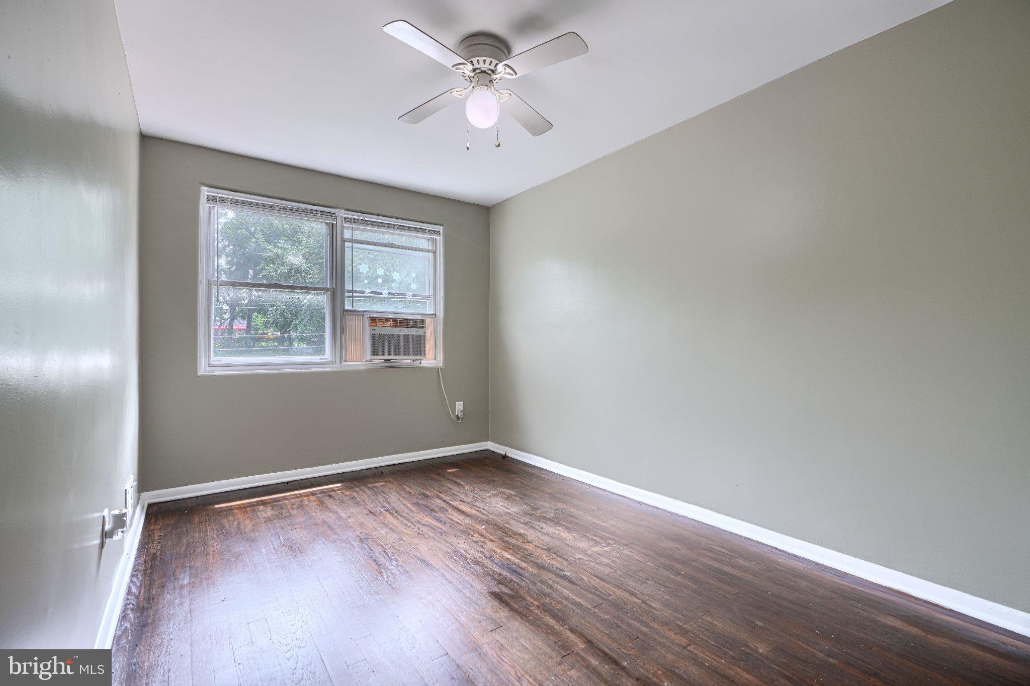 FRANKFORD - Residential