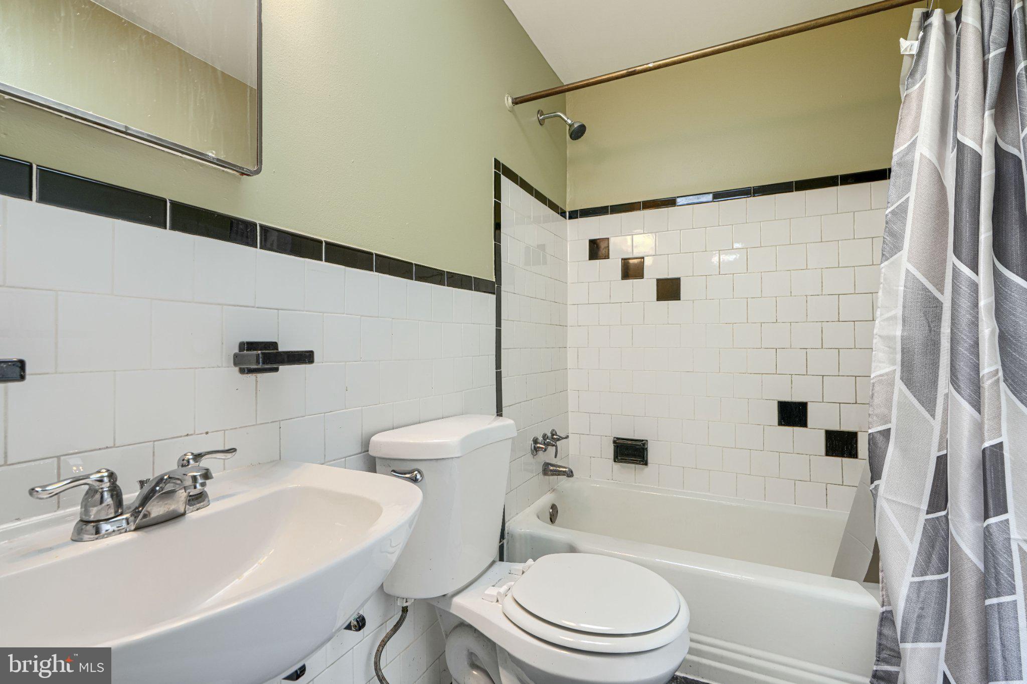 FRANKFORD - Residential
