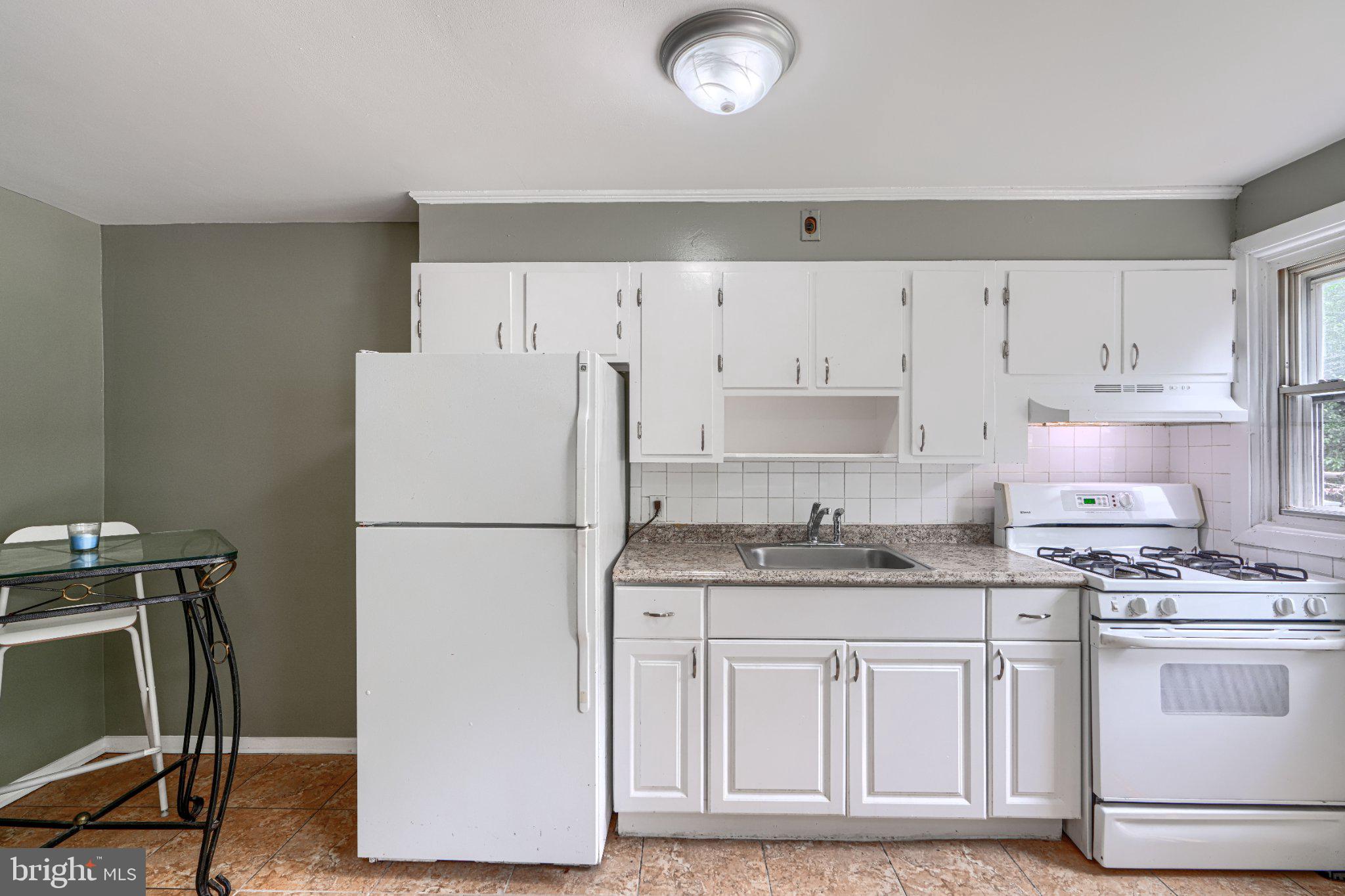 FRANKFORD - Residential
