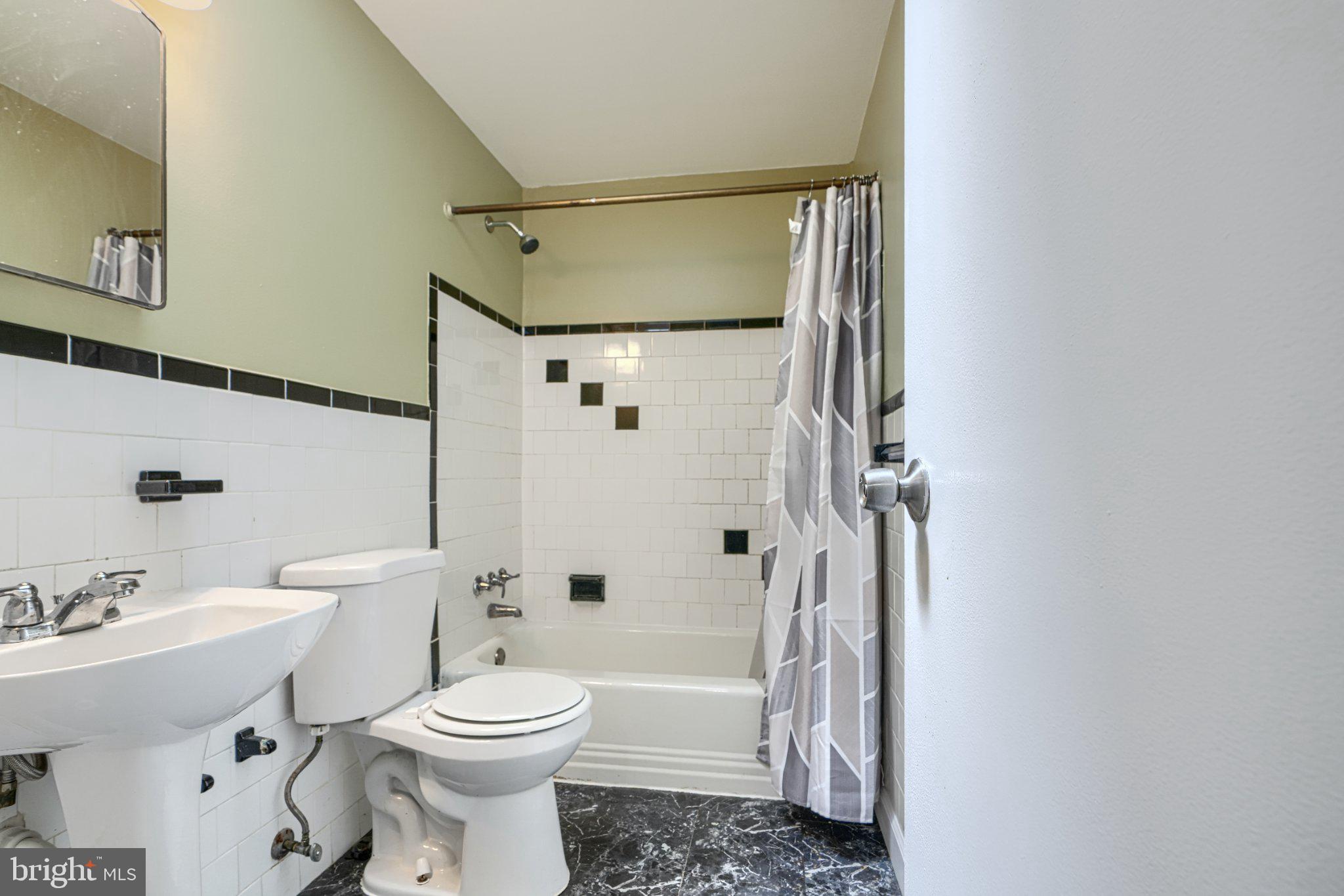FRANKFORD - Residential