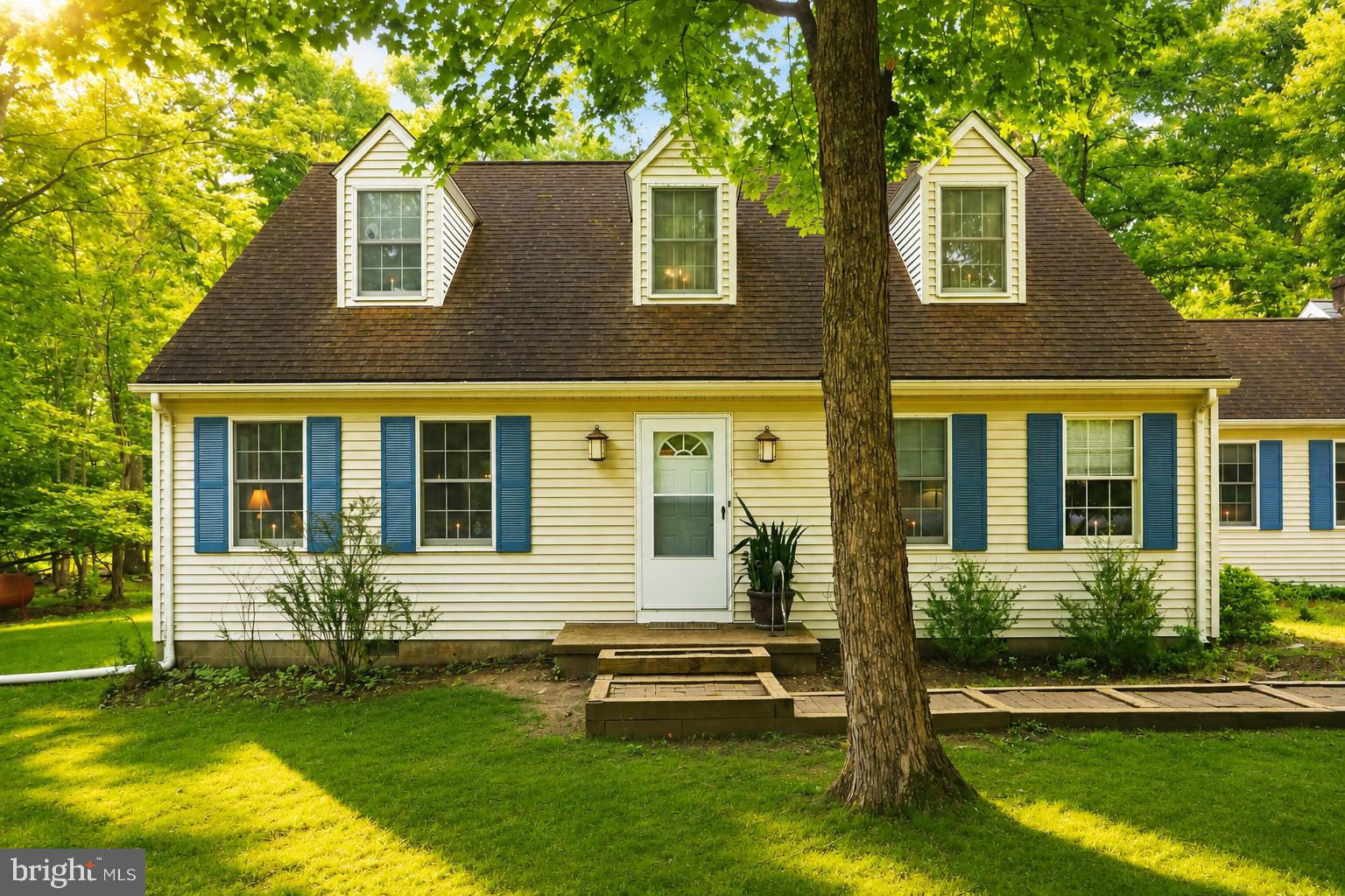 SMITHFIELD VILLAGE - Residential