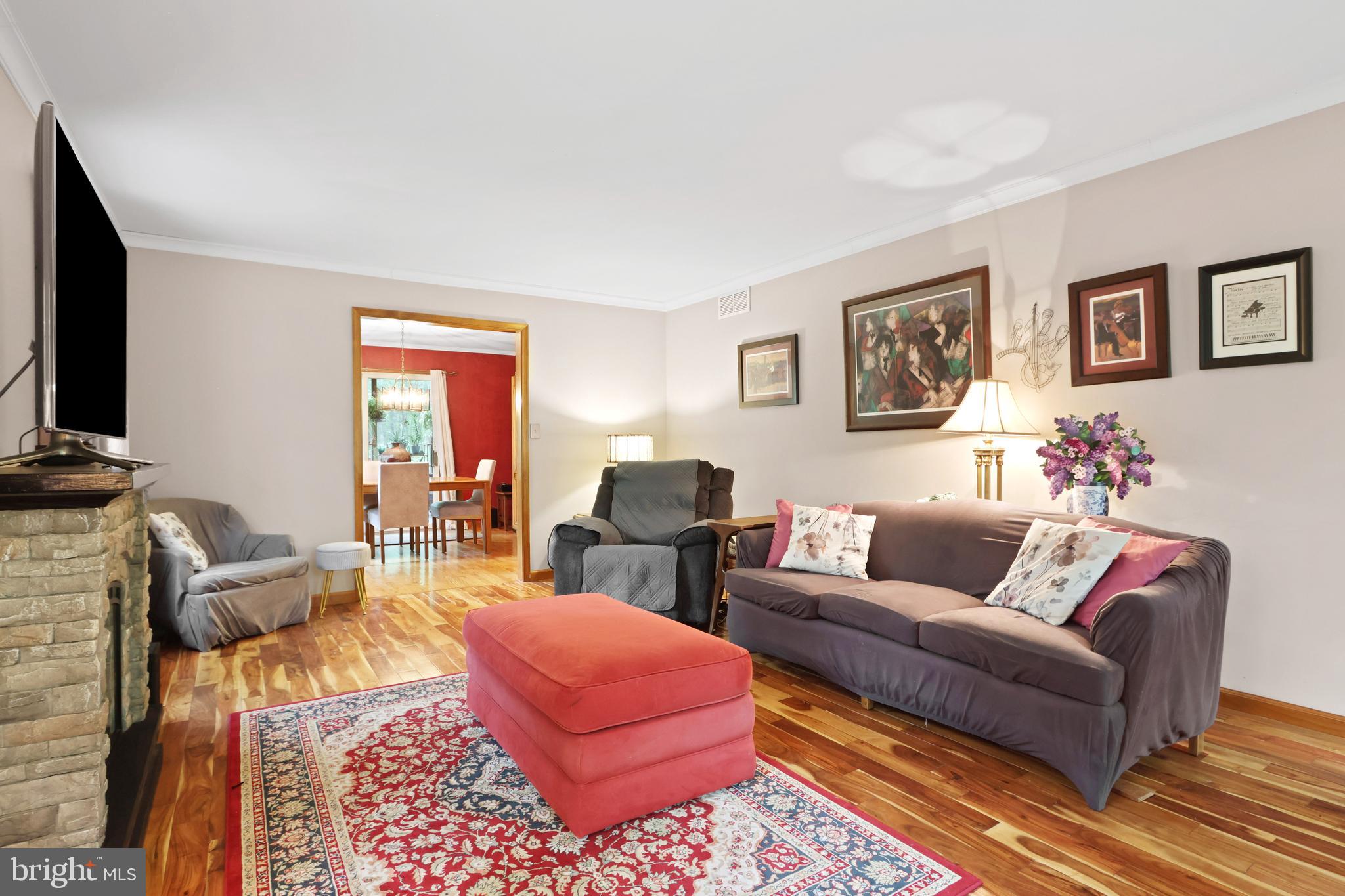 SMITHFIELD VILLAGE - Residential