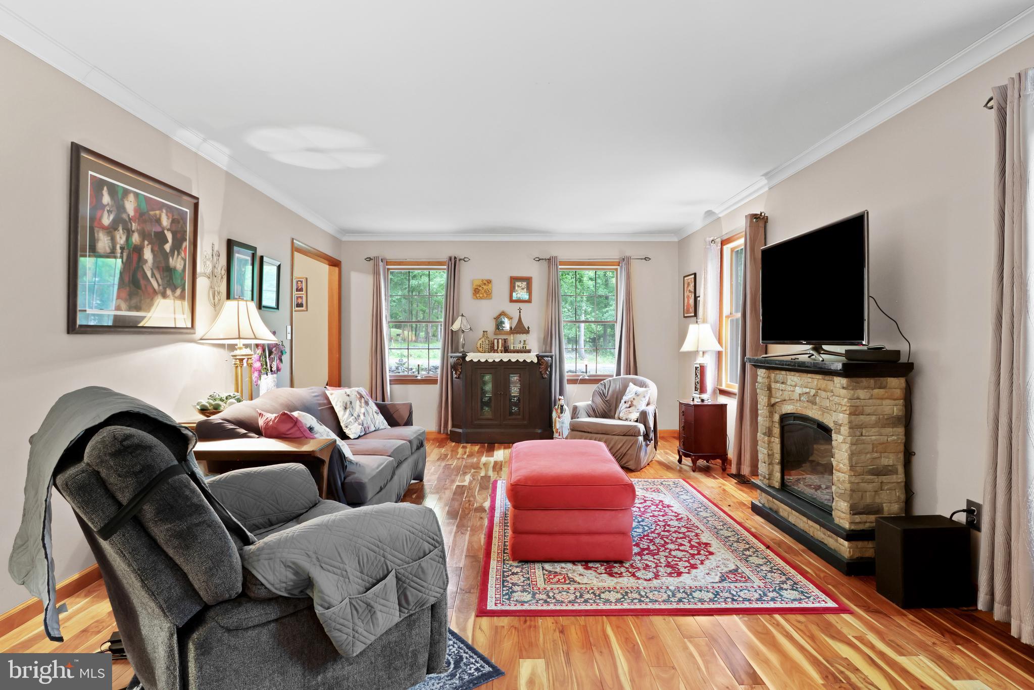 SMITHFIELD VILLAGE - Residential