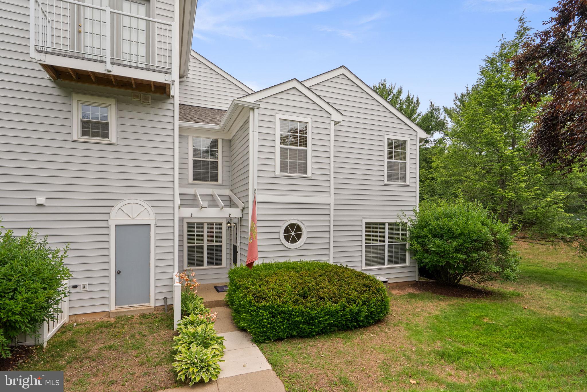 VILL AT MANCHESTER FARMS - Residential