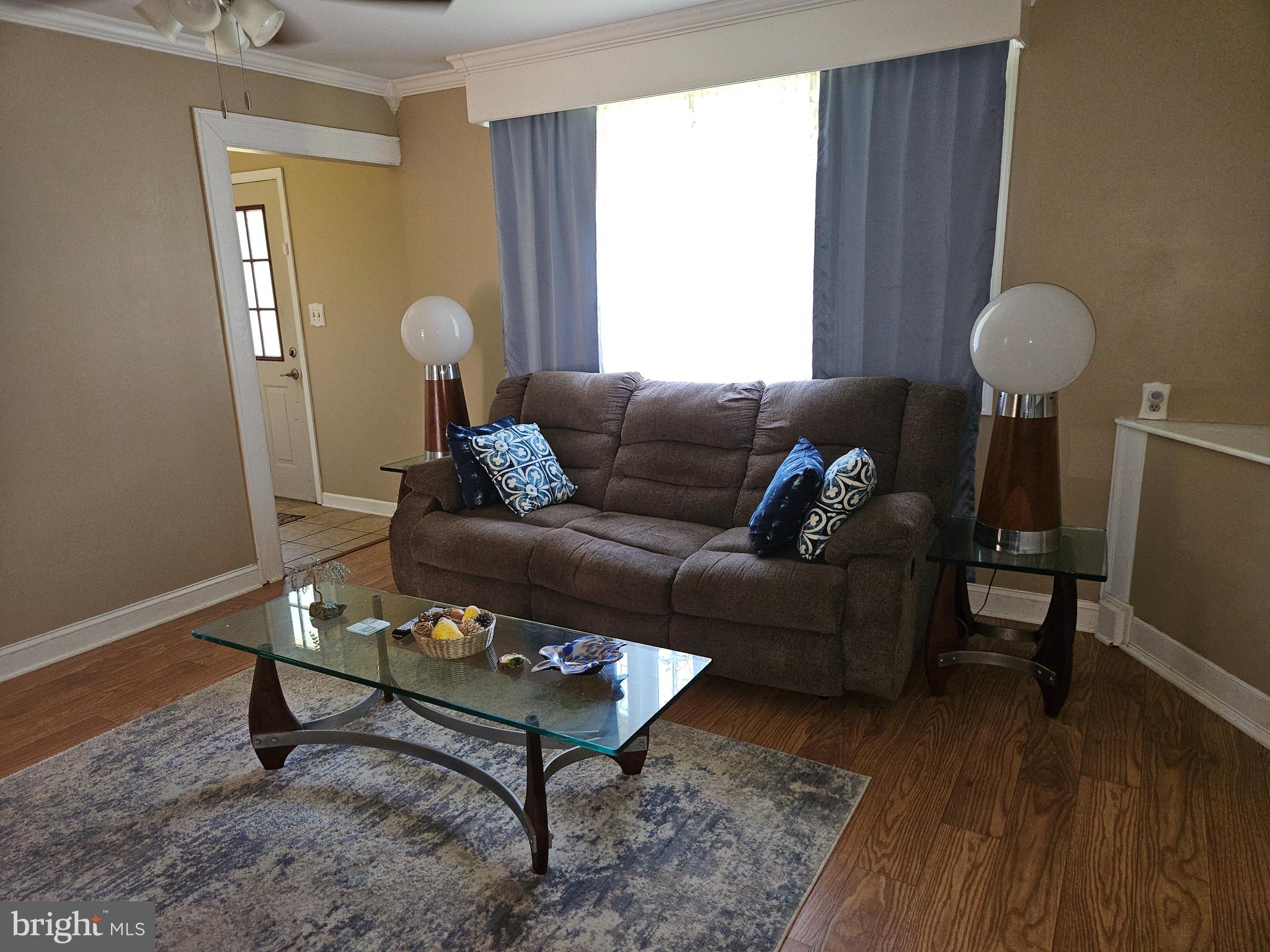 TUCKAHOE SPRINGS - Residential