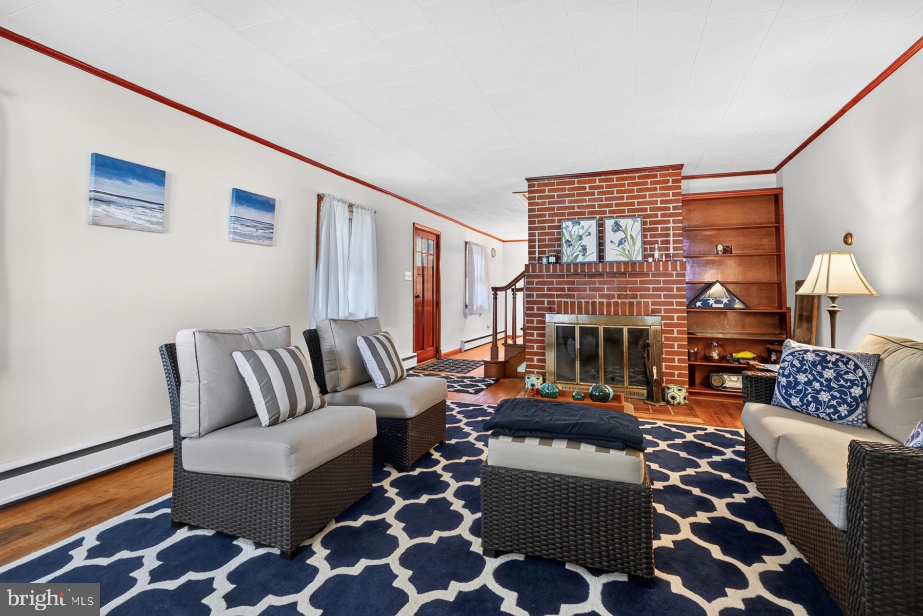SHORE ACRES - Residential