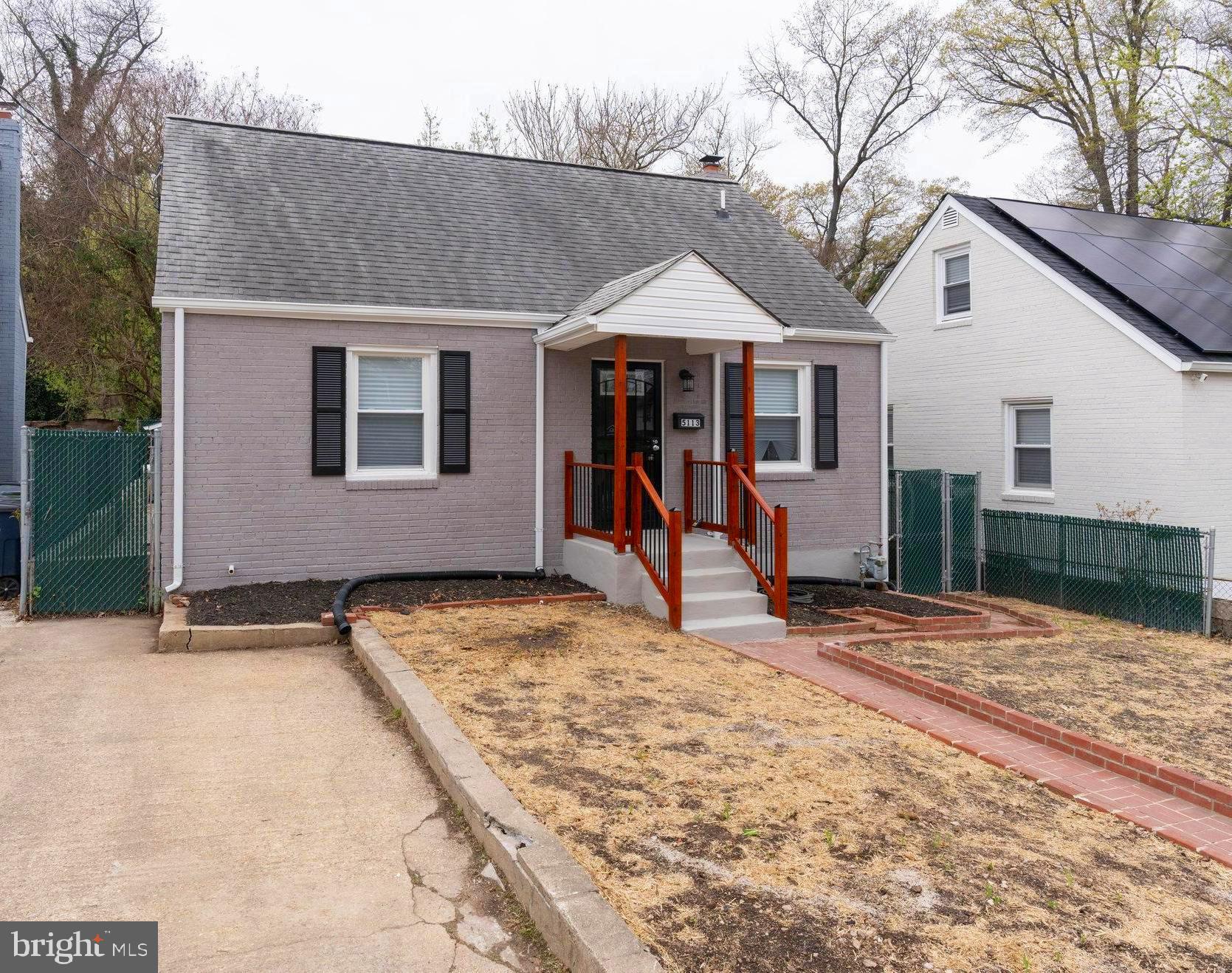 CAPITOL HEIGHTS - Residential
