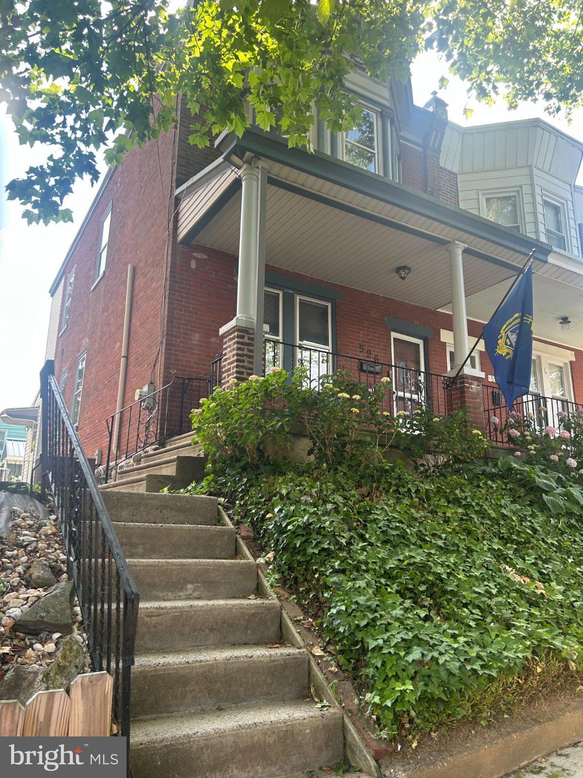 FOX CHASE - Residential