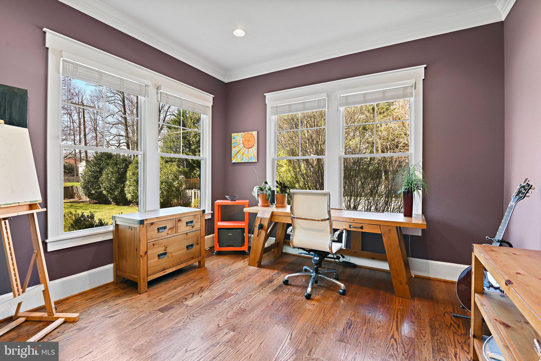 VIENNA WOODS - Residential