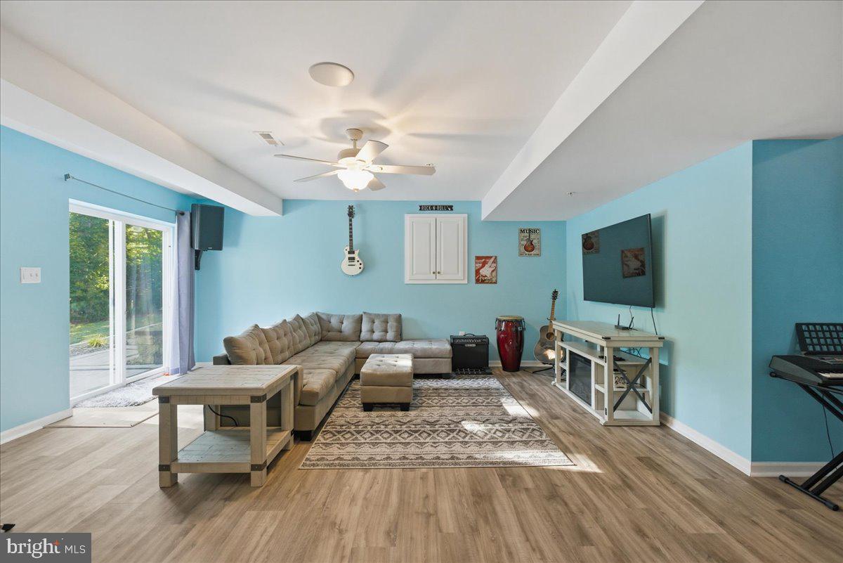MYRTLE POINT - Residential