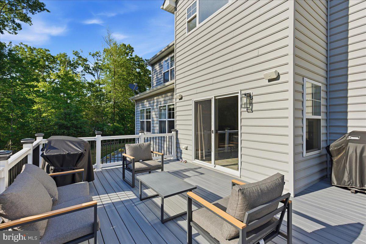 MYRTLE POINT - Residential