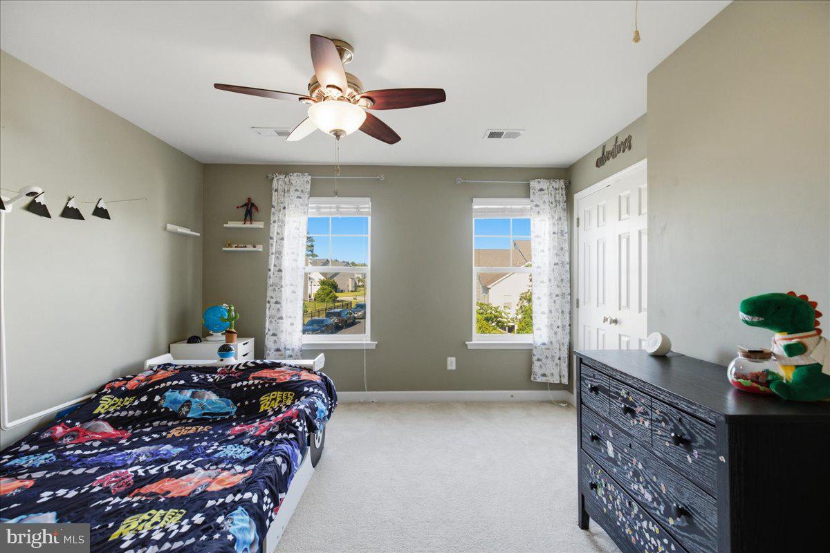MYRTLE POINT - Residential