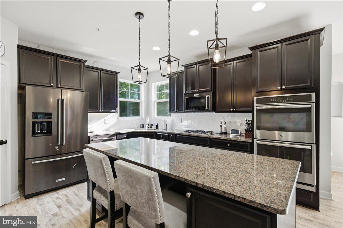 MYRTLE POINT - Residential