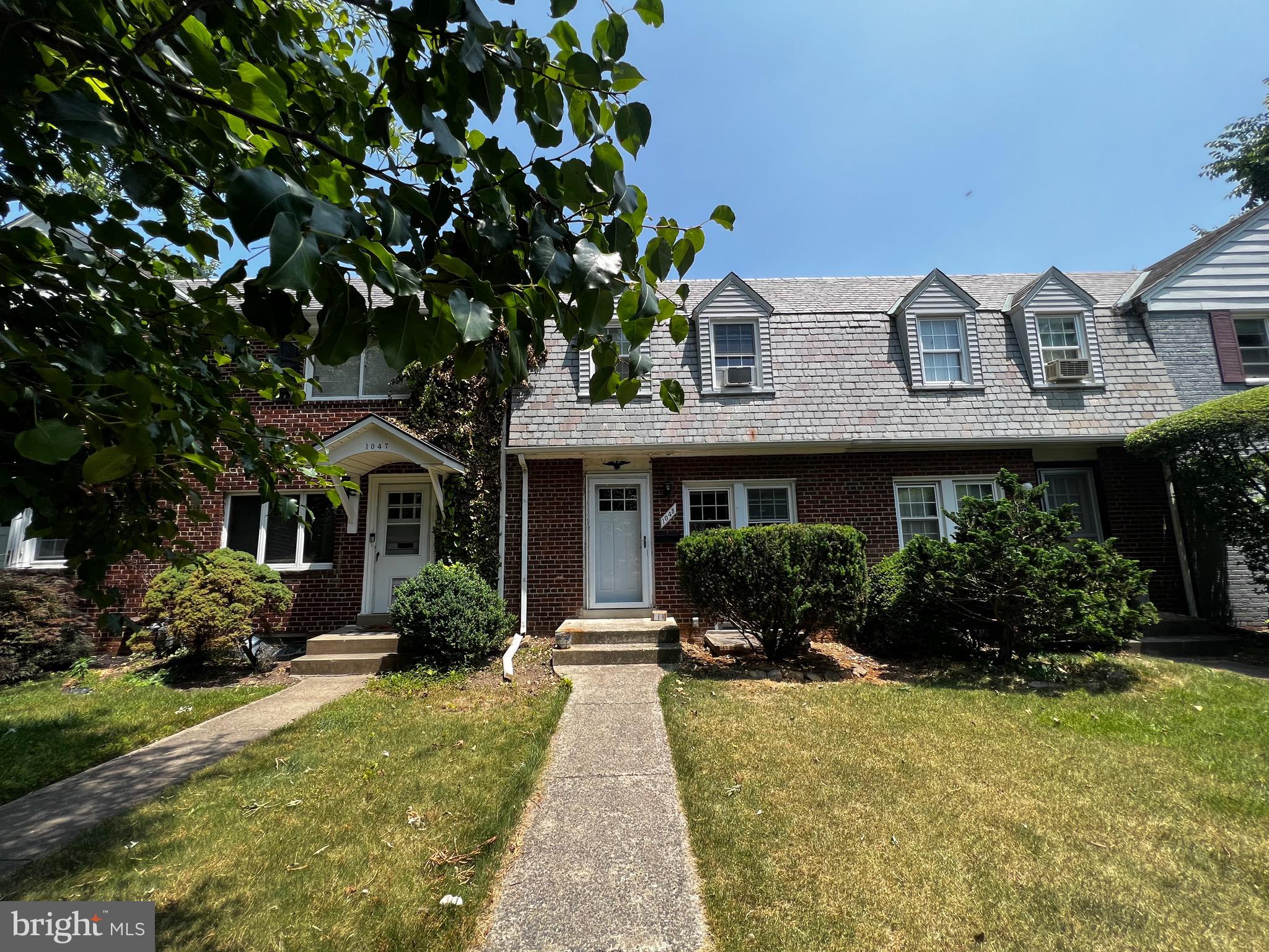 VIRGINIA SQUARE - Residential Lease