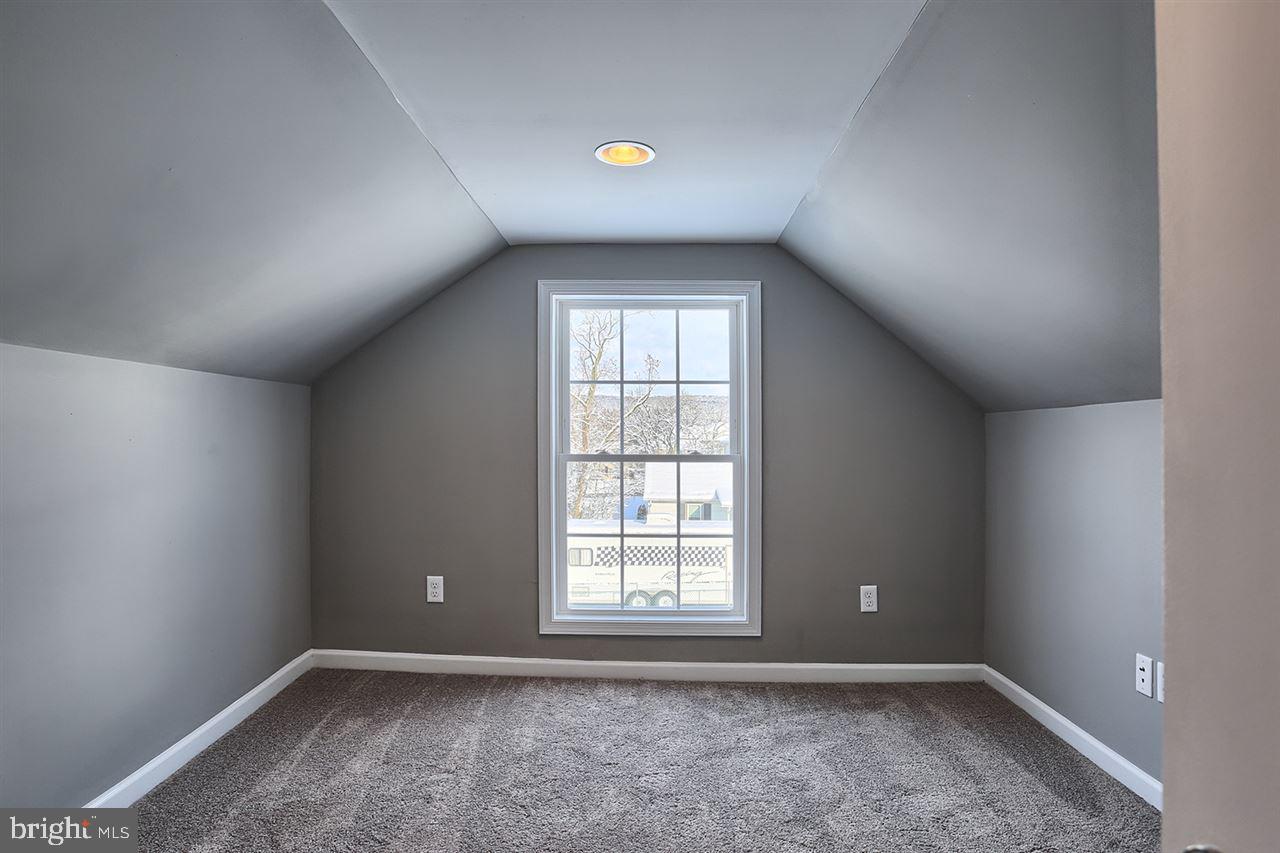 HOOPYS ADDITION - Residential