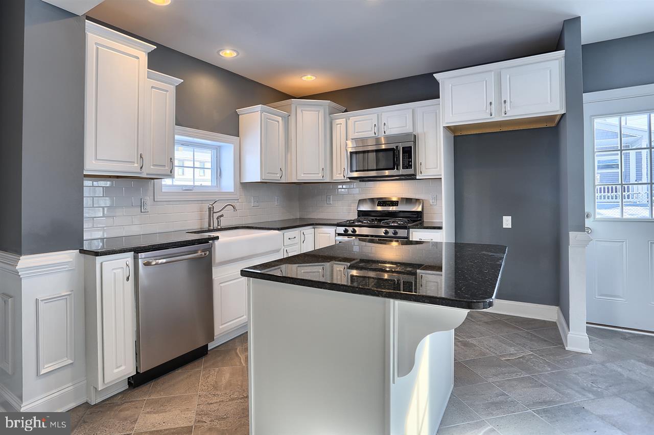 HOOPYS ADDITION - Residential