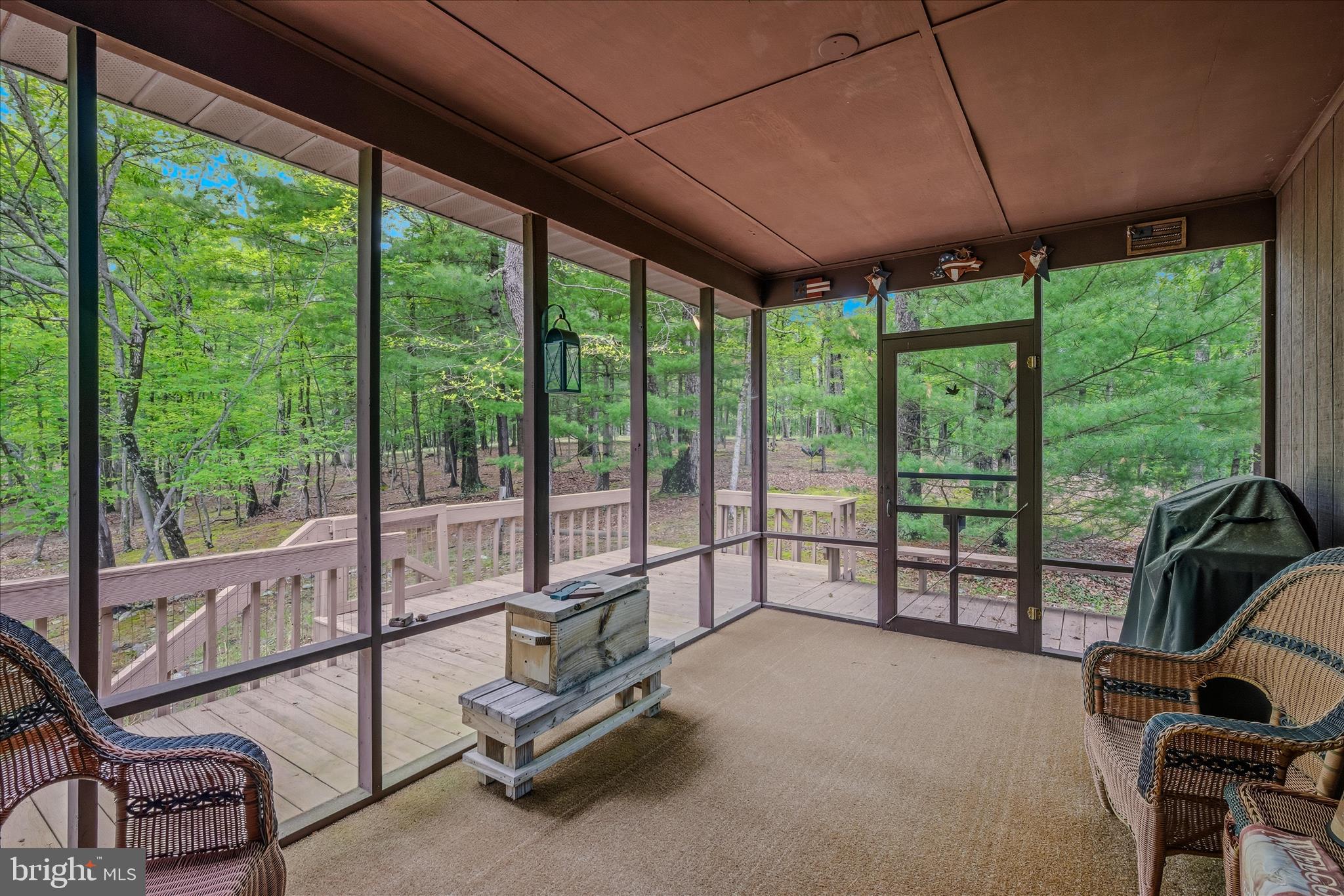 RIVER RIDGE - Residential