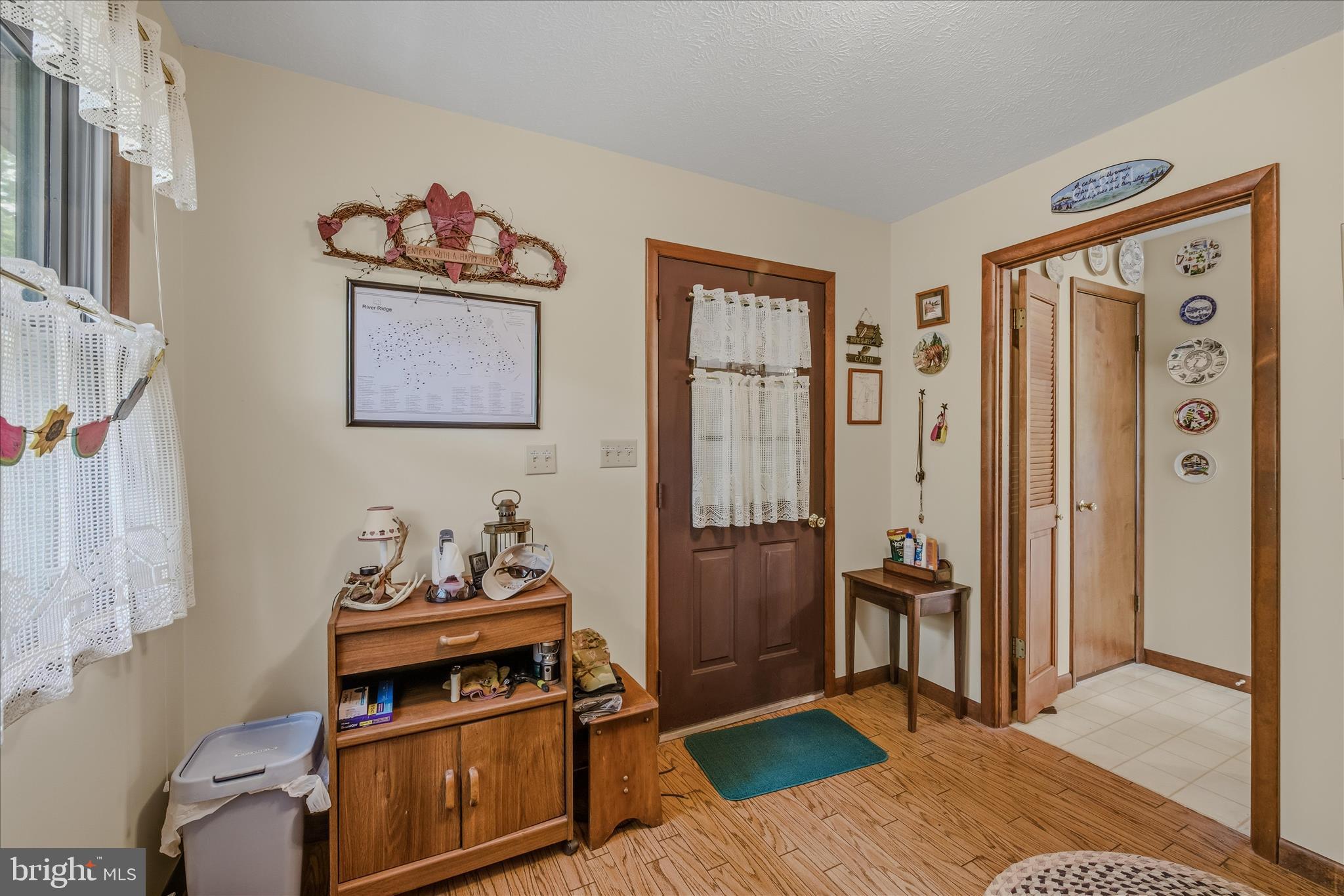 RIVER RIDGE - Residential