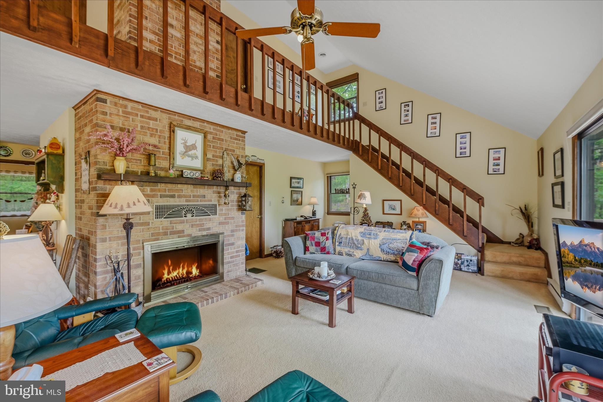 RIVER RIDGE - Residential