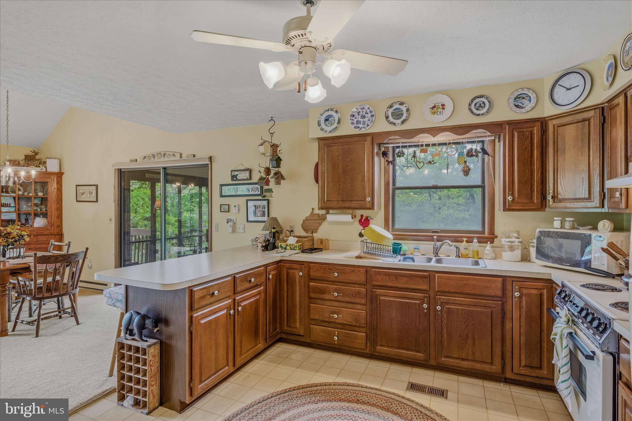 RIVER RIDGE - Residential