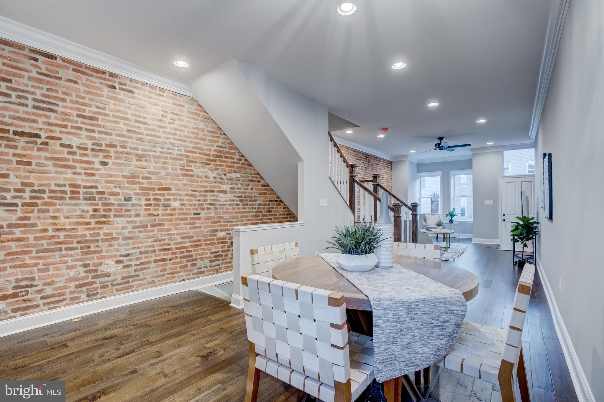 HIGHLANDTOWN - Residential