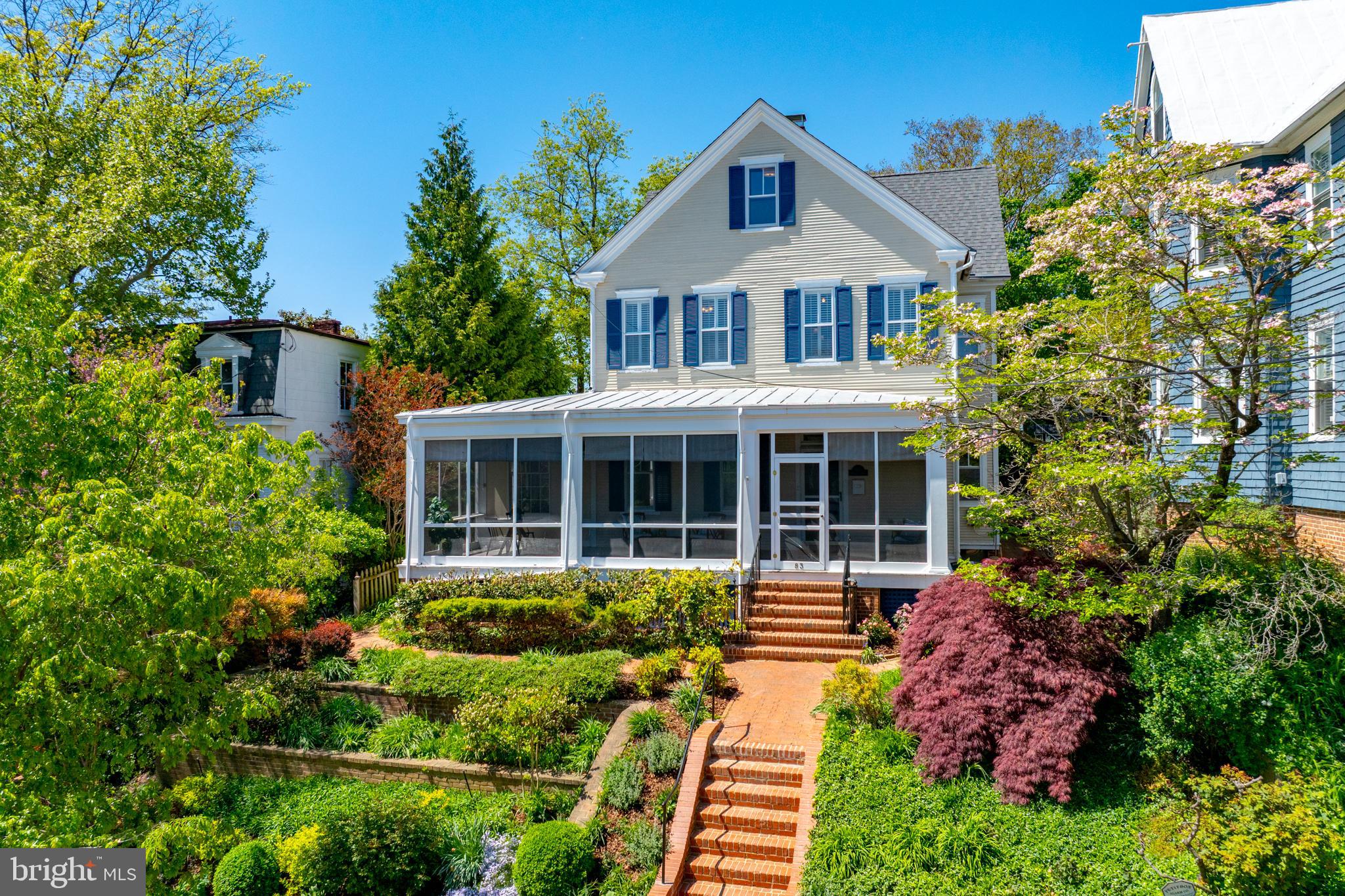HISTORIC DISTRICT - Residential