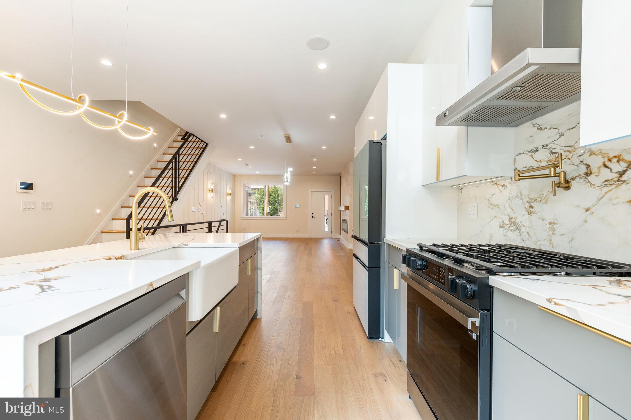 MANAYUNK - Residential