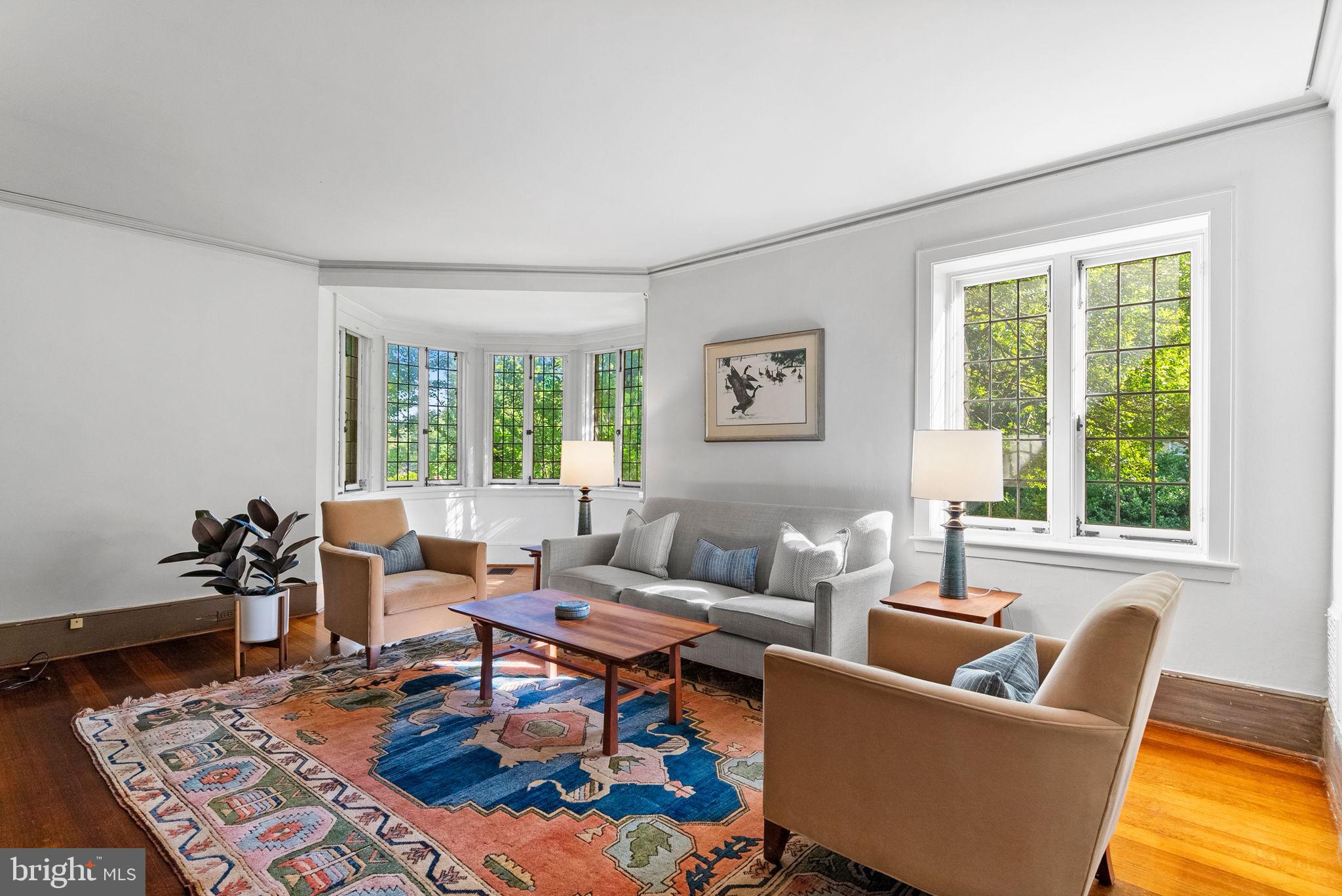 CHESTNUT HILL - Residential