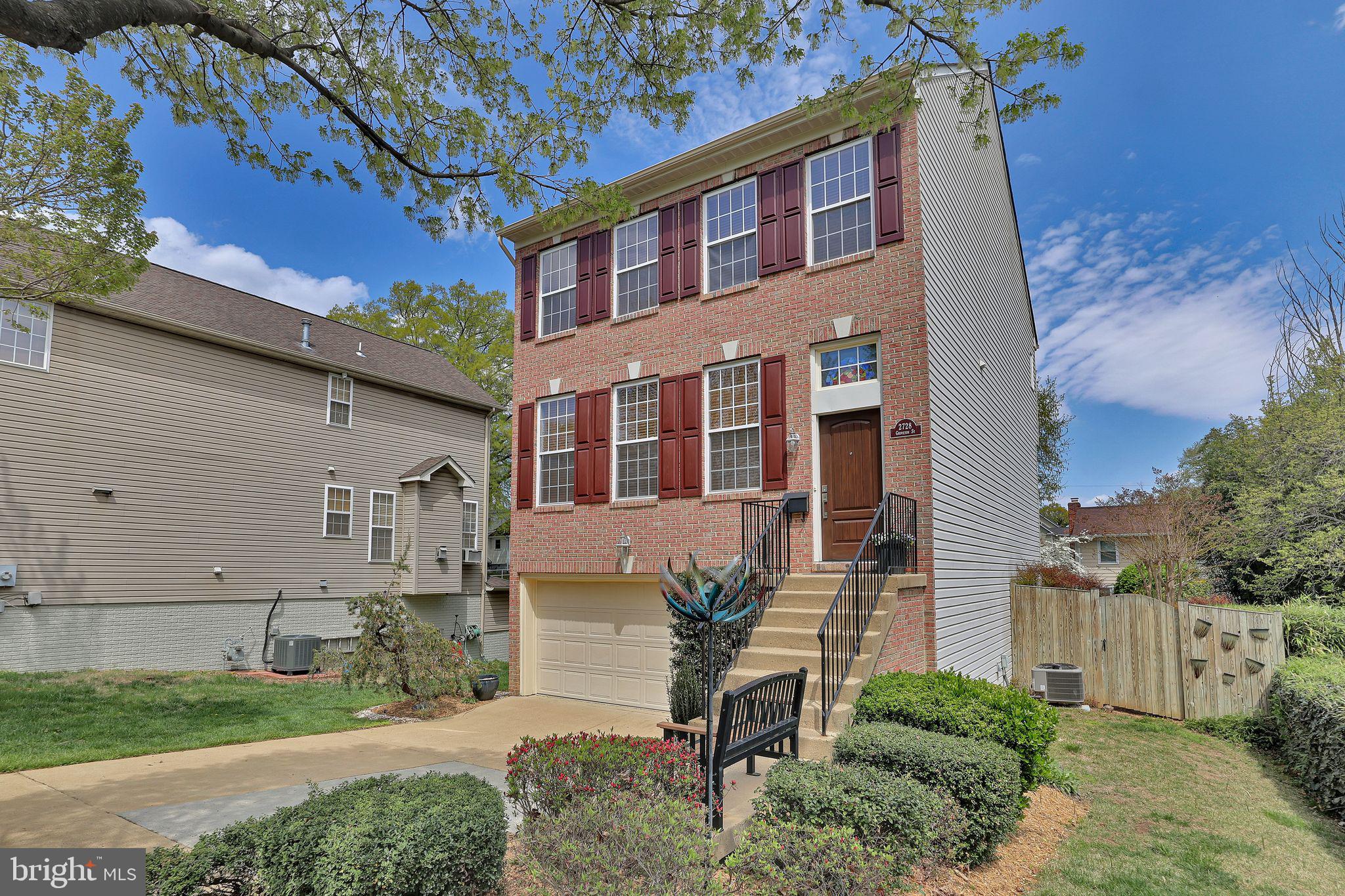 MEMORIAL HEIGHTS - Residential