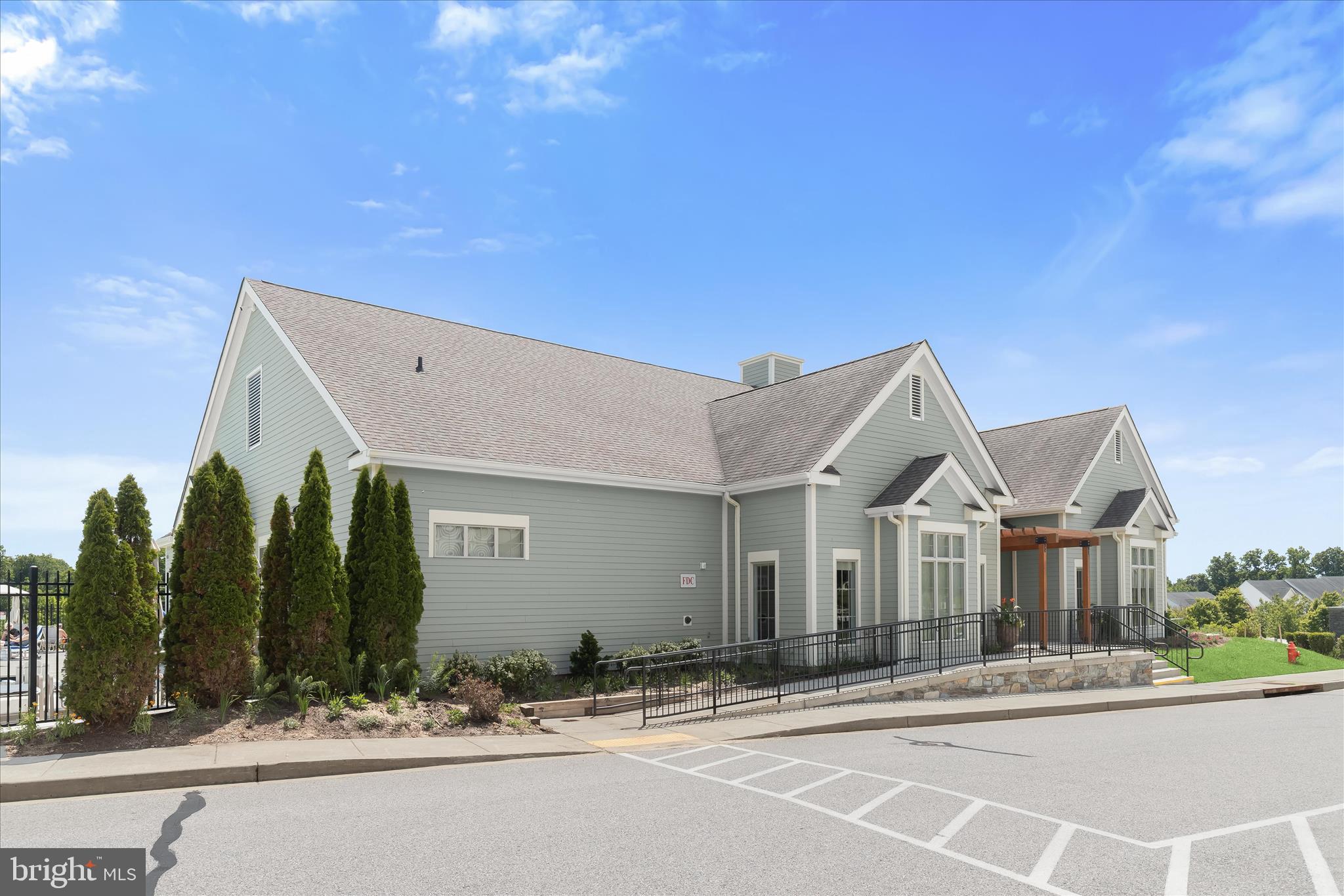 WAVERLY WOODS WEST - Residential