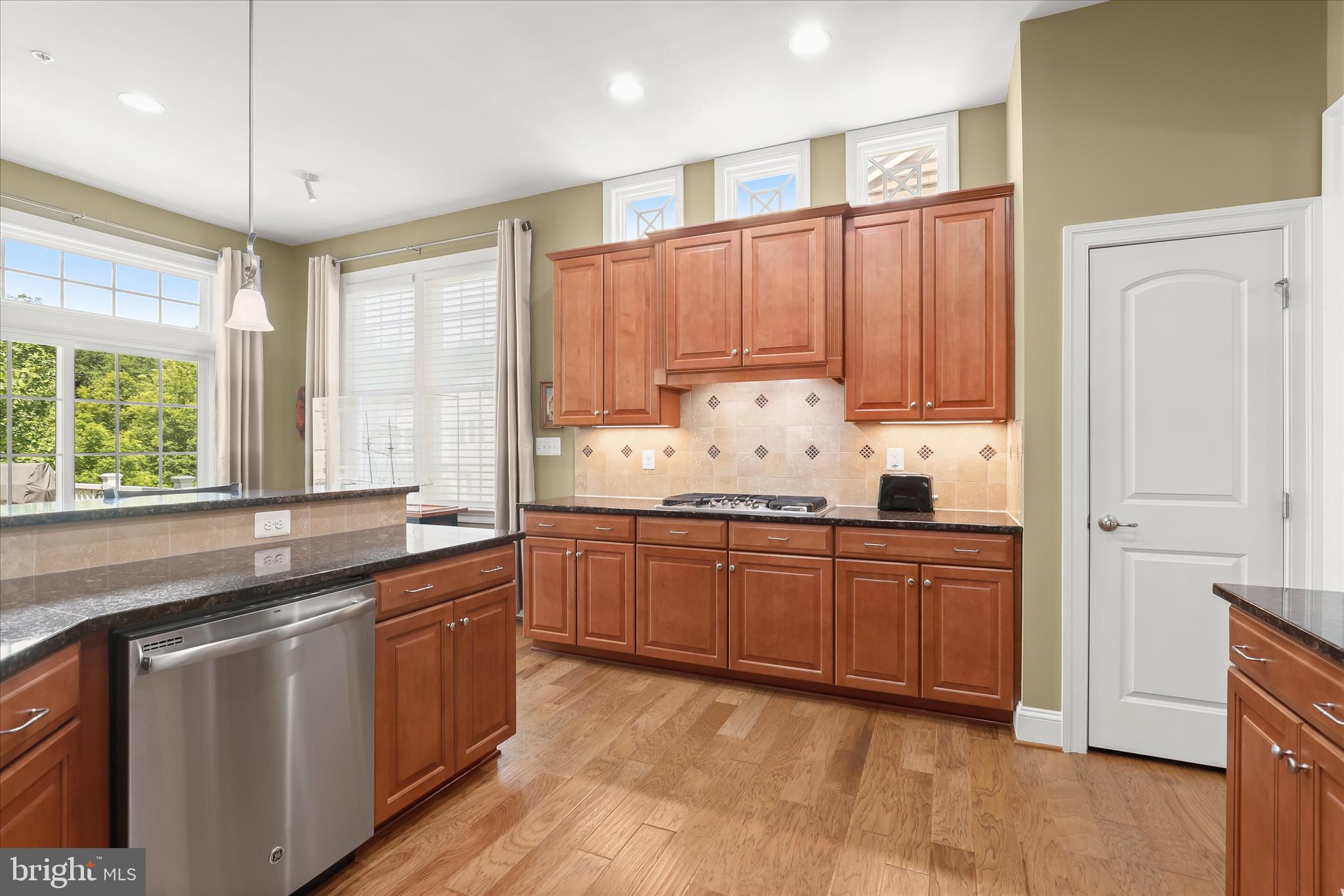 WAVERLY WOODS WEST - Residential