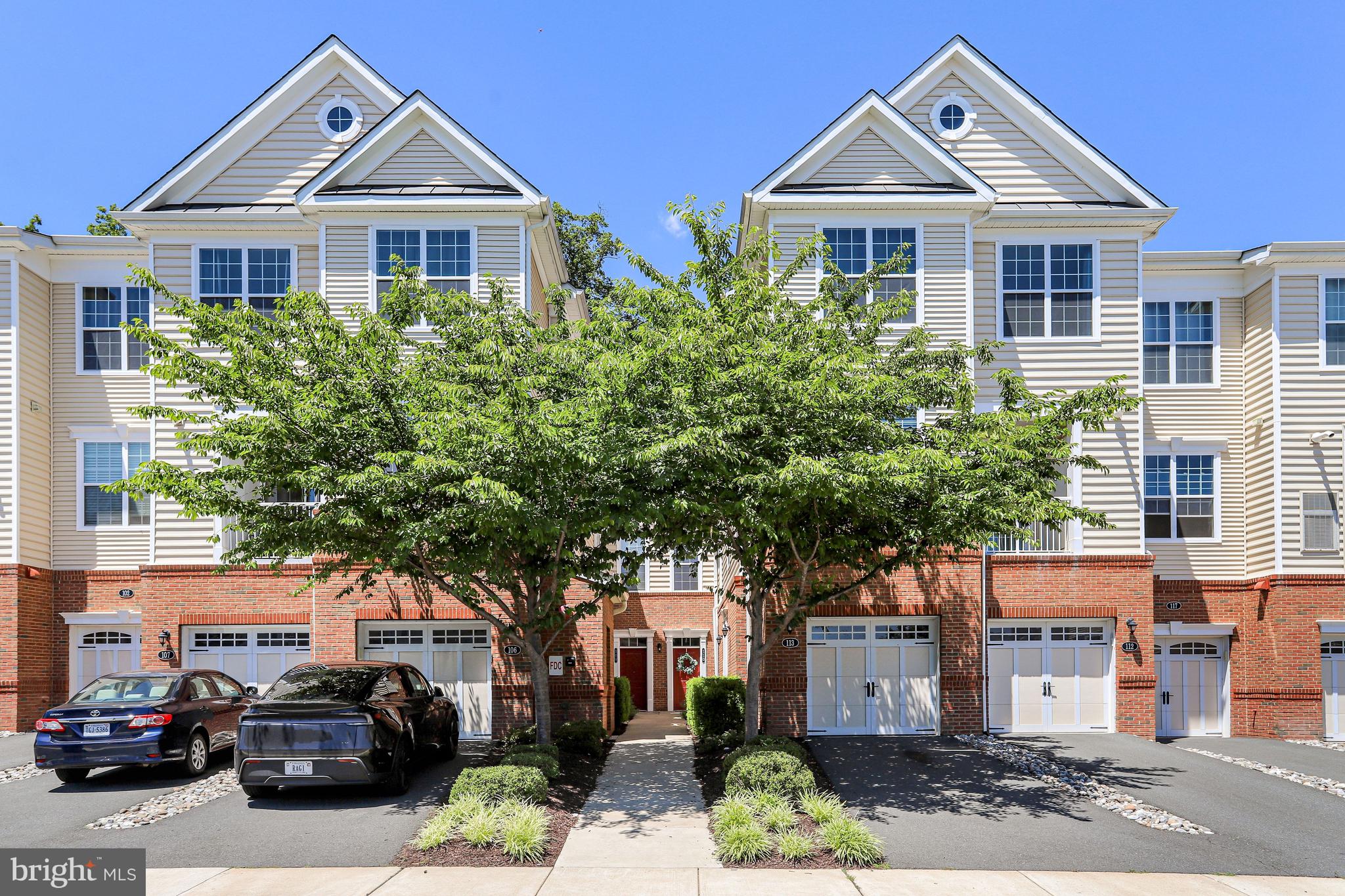 Welcome home to effortless one-level living in the heart of Ashburn! This beautifully updated 2-bedroom, 2-bathroom condo in The Ridges at Loudoun Valley II offers the perfect blend of modern comfort, stylish upgrades, and an unbeatable community lifestyle.
Step inside to a bright, open-concept floor plan where thoughtful upgrades shine at every turn - gleaming LVP floors, fresh paint, new carpet, crown molding, and a ceiling fan with light in the living room (all 2022). The kitchen impresses with granite countertops, tile flooring, and stainless steel GE appliances, while the full-size front-load washer and dryer add everyday convenience. Enjoy serene, private tree views from your living space - a rare and peaceful retreat.
The spacious primary suite faces the rear forest view, while the generous second bedroom is ideal for guests or a home office. With 942 sq ft of single-floor living, everything you need is right at your fingertips - no stairs, no hassle.
Life at The Ridges means resort-style amenities just steps from your door: three community pools, a clubhouse, fitness center with daily fitness classes, walking trails, tot lots, and a vibrant, award-winning community, complete with one assigned parking space conveniently located right next to the building.
Commuters will love the easy access to the Dulles Toll Rd, Loudoun County Parkway, and the nearby Metro, putting DC and the entire region within easy reach. Enjoy the best of Loudoun County living: zoned for excellent schools, upscale shopping and dining at One Loudoun and Ashburn's growing restaurant scene, plus the natural beauty of the Virginia countryside all around you.
This is Loudoun County living at its finest - modern, convenient, and community-centered. Welcome home!
