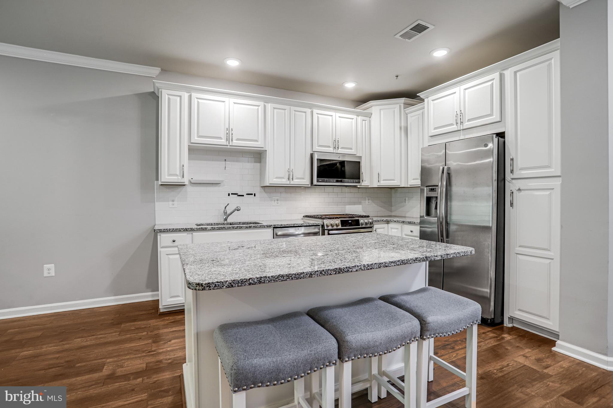 RIDGES AT LOUDOUN VALLEY - Residential