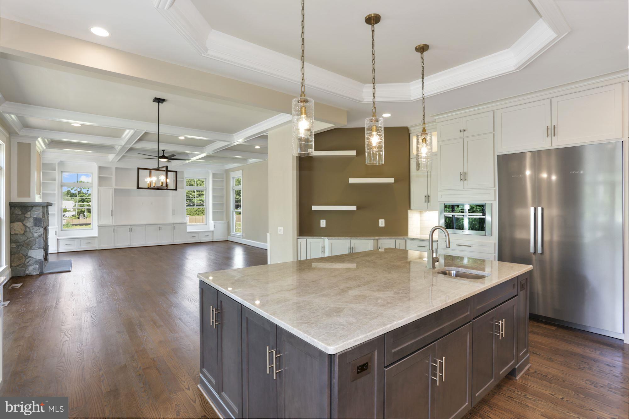 WESTBRIAR COUNTRY CLUB ESTATES - Residential