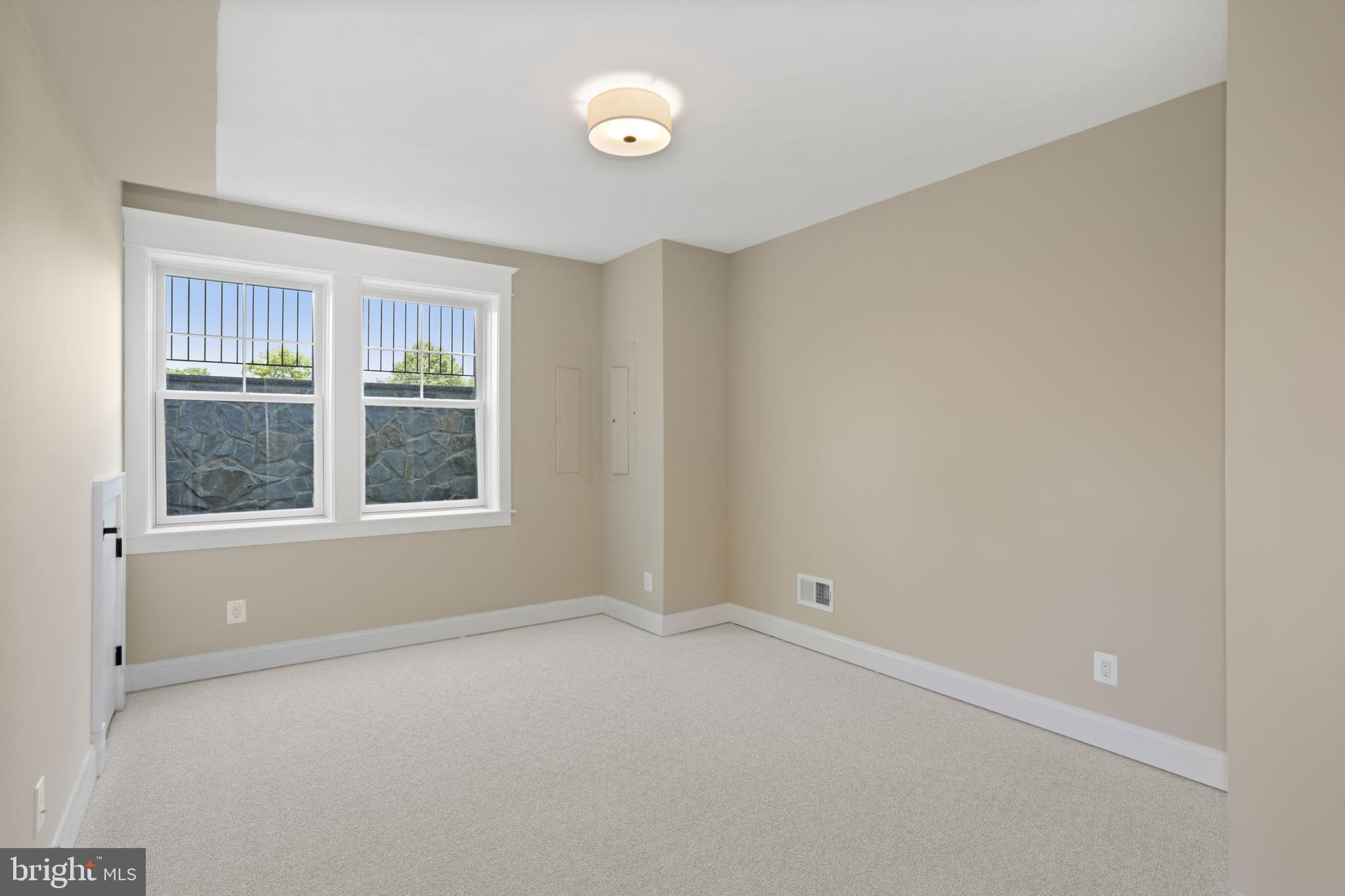 WESTBRIAR COUNTRY CLUB ESTATES - Residential