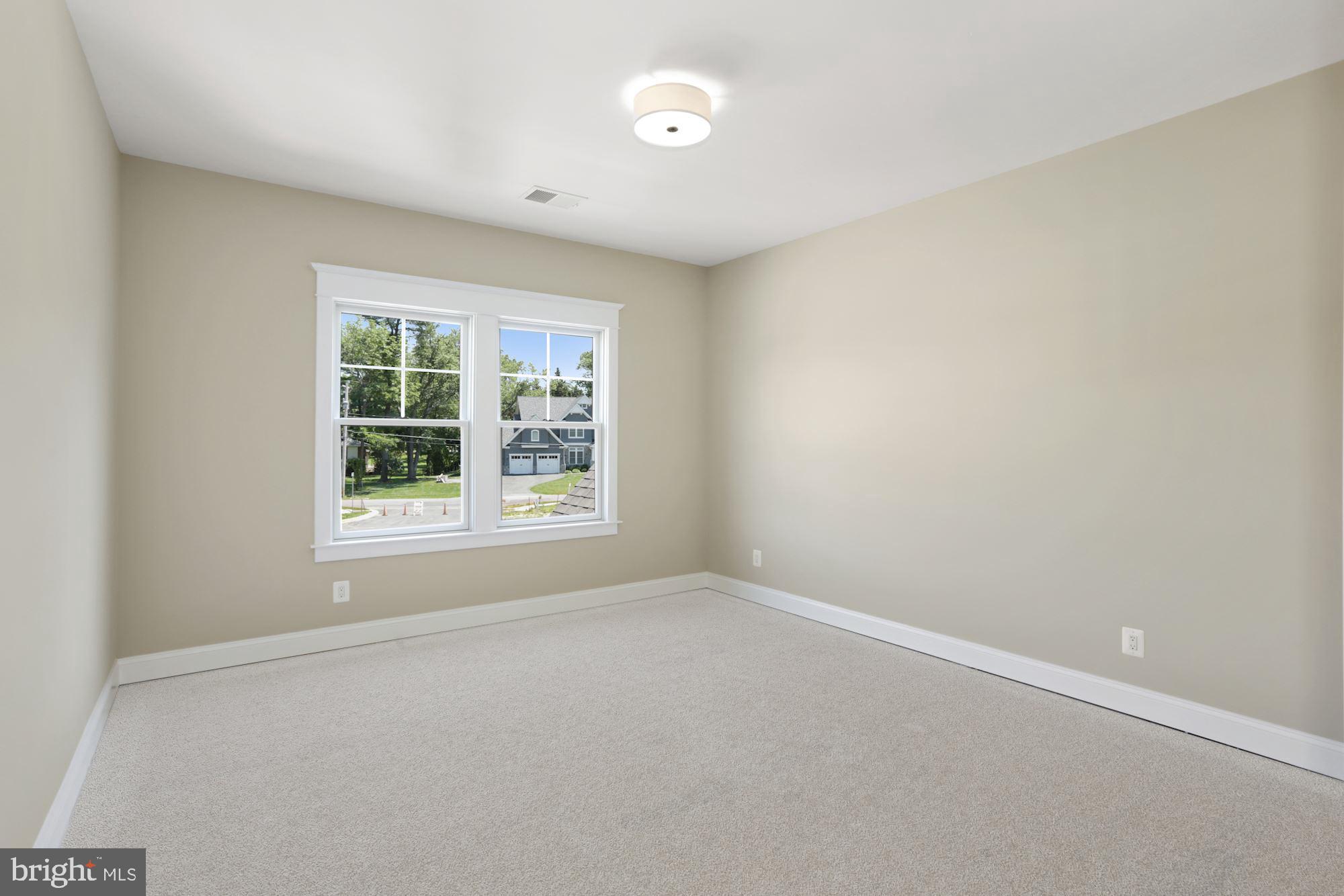 WESTBRIAR COUNTRY CLUB ESTATES - Residential