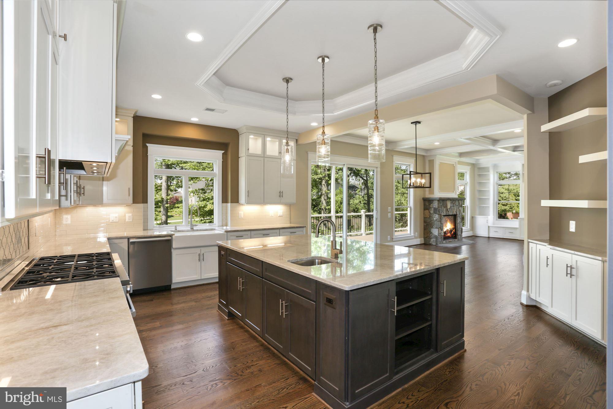 WESTBRIAR COUNTRY CLUB ESTATES - Residential