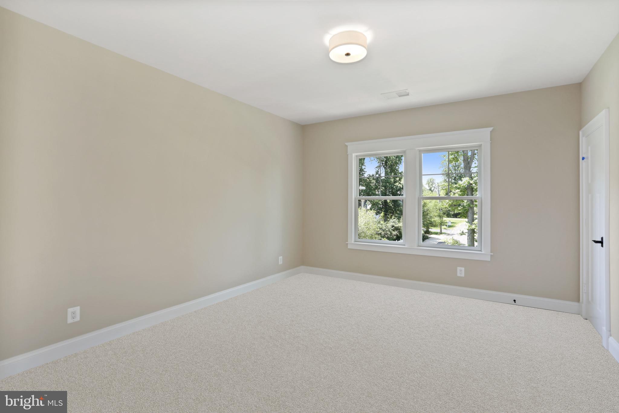 WESTBRIAR COUNTRY CLUB ESTATES - Residential